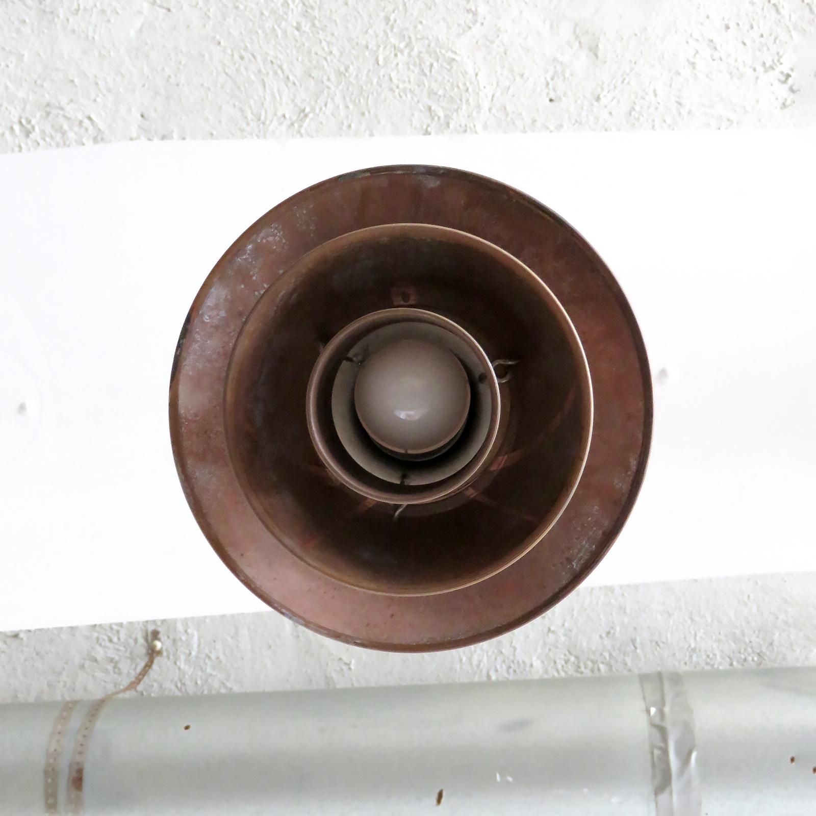 Metallo Coppia di lampade a sospensione in rame di Poul Henningsen, PH 2/2, 1930 in vendita