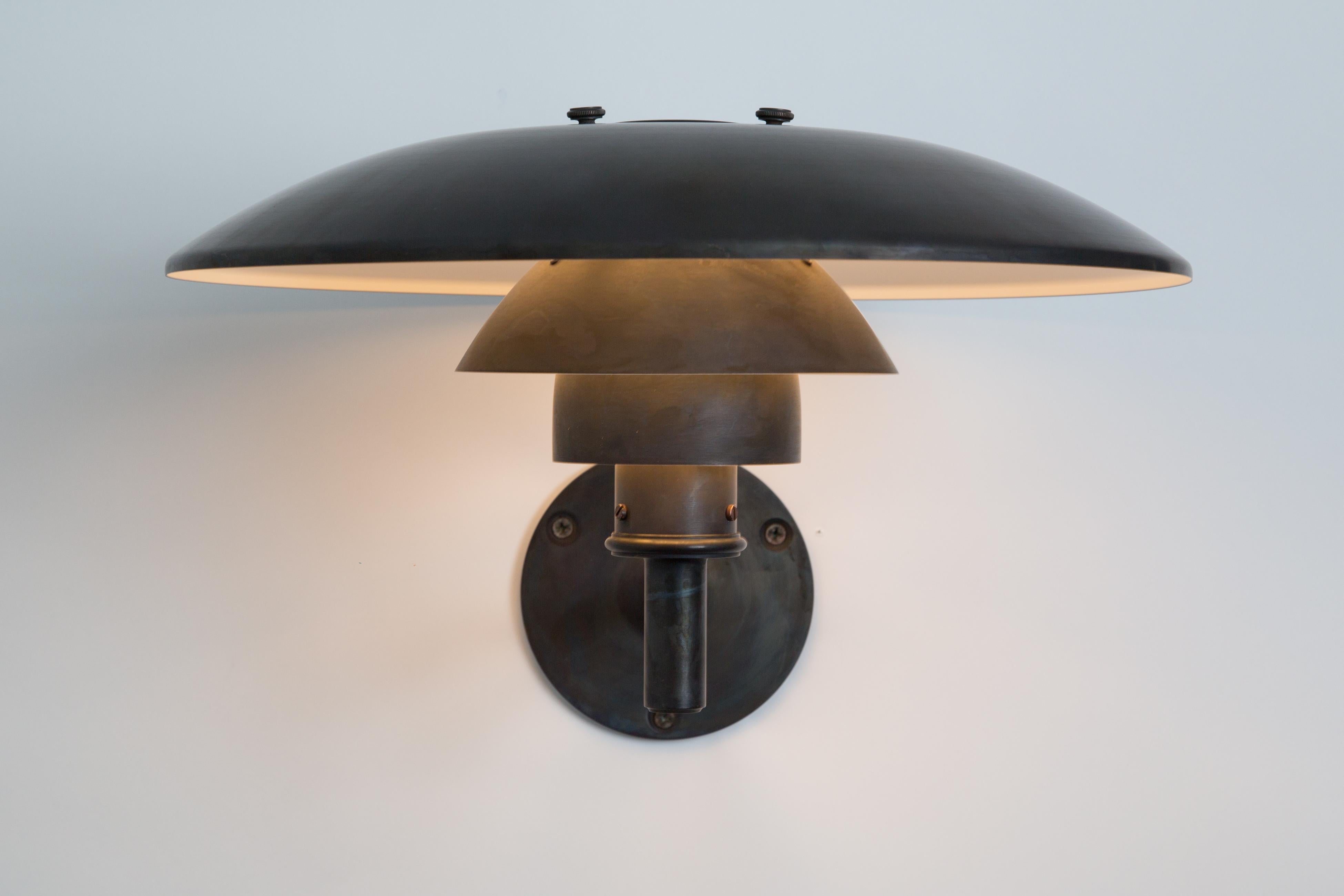 Pair of Poul Henningsen PH Wall Brown Patinated Outdoor Lamps for Louis Poulsen For Sale 1