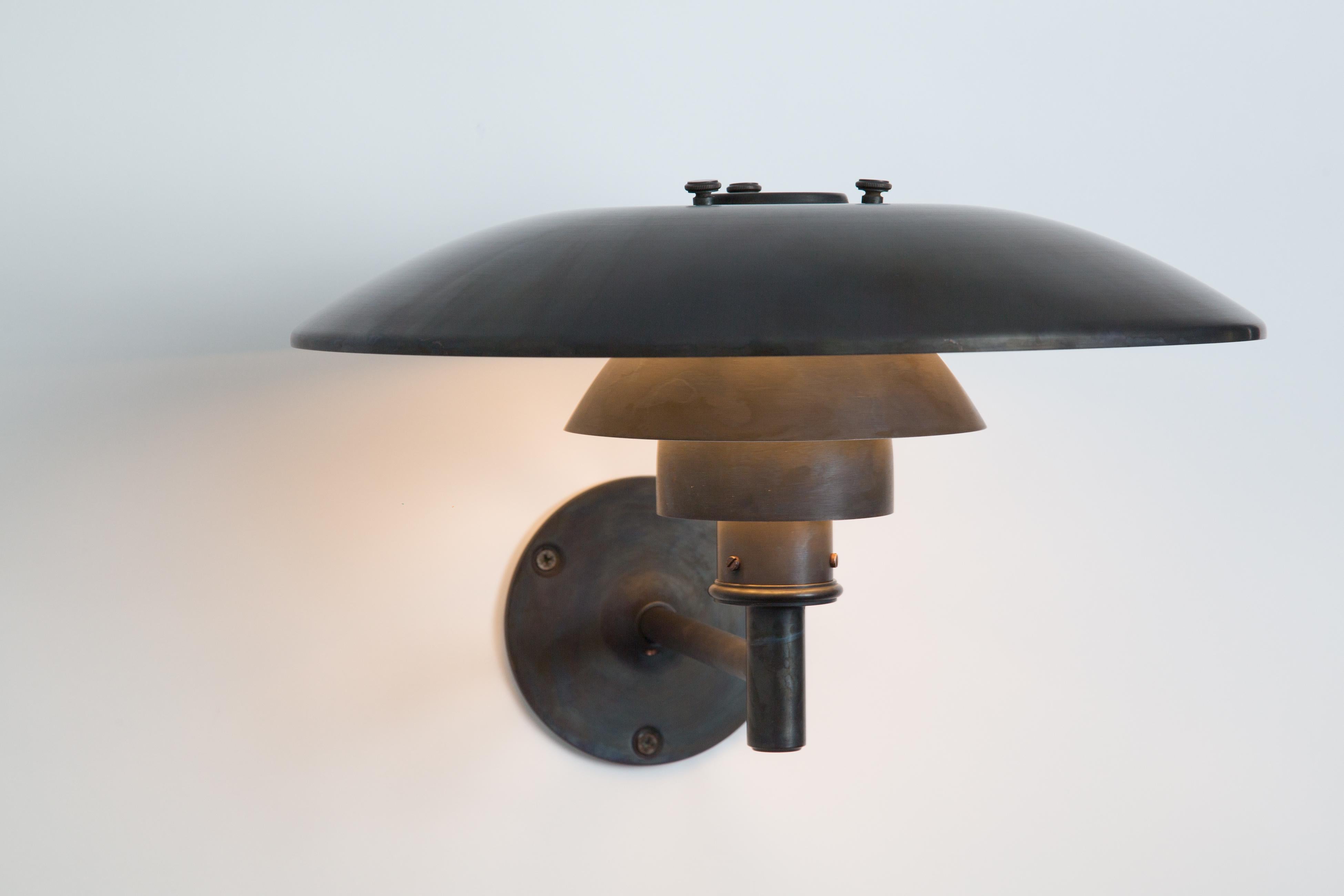 Pair of Poul Henningsen Ph Wall Darkly Patinated Outdoor Lamps for Louis Poulsen For Sale 10