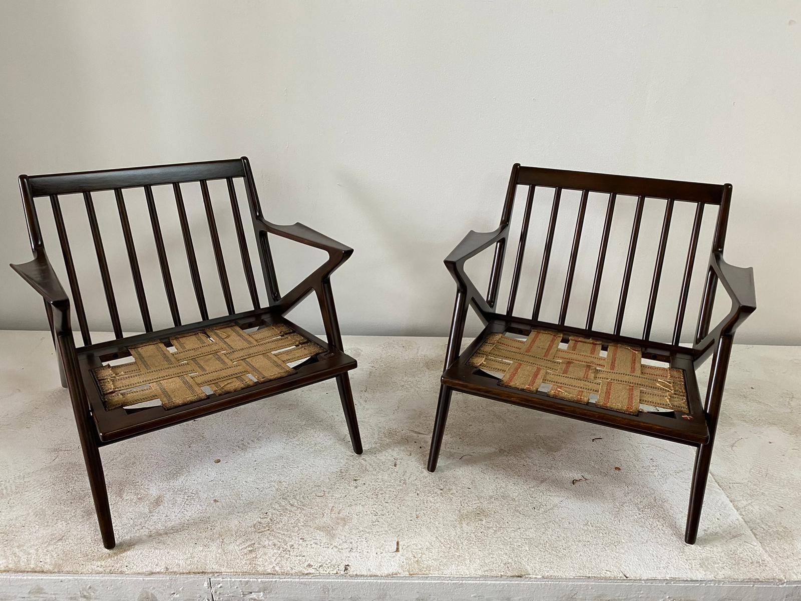 Danish Pair of Poul Jensen Z Lounge Chairs for Selig, Metal Label