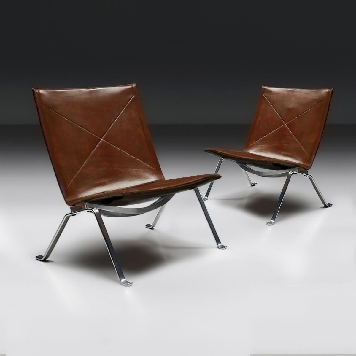 Mid-Century Modern Pair of Poul Kjaerholm, E. Kold Christensen Steel and Leather PK22 Lounge Chairs