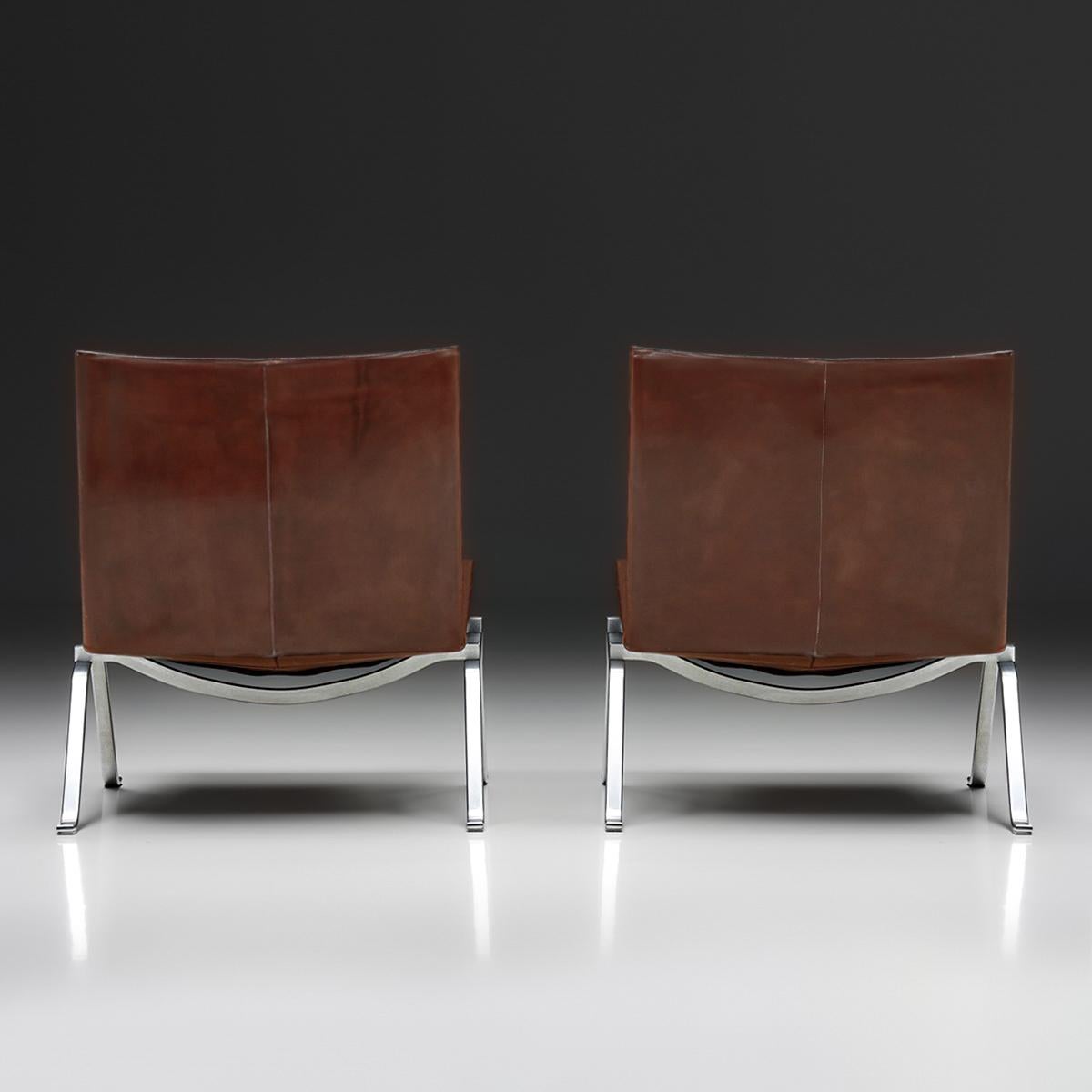 Pair of Poul Kjaerholm, E. Kold Christensen Steel and Leather PK22 Lounge Chairs 1