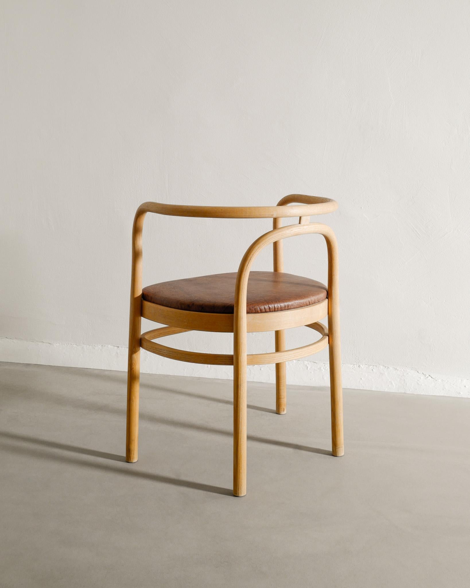 Danois Paire de chaises de bureau Poul Kjaerholm PK15 en frêne et cuir par PP Møbler  en vente