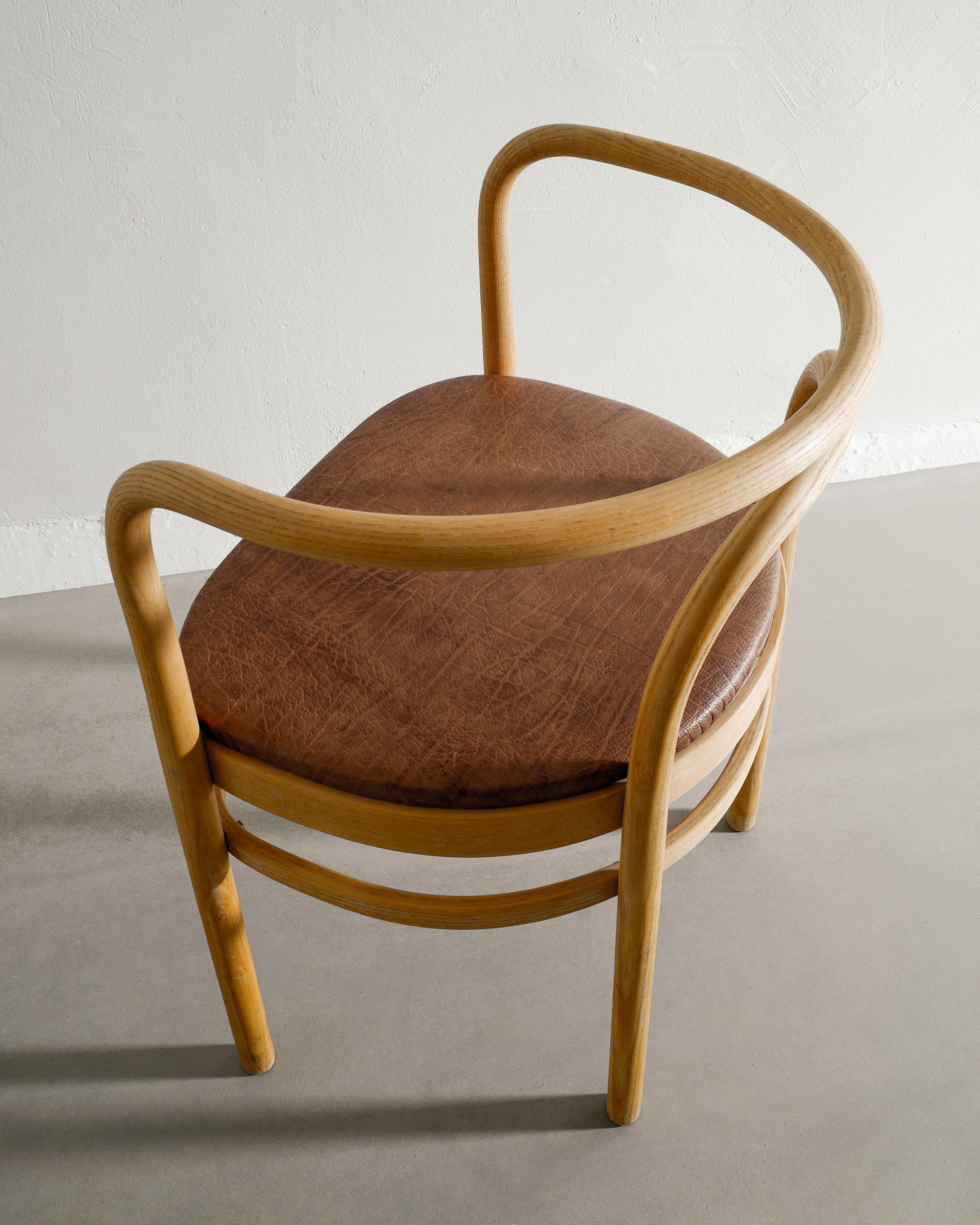 Paire de chaises de bureau Poul Kjaerholm PK15 en frêne et cuir par PP Møbler  Bon état - En vente à Stockholm, SE