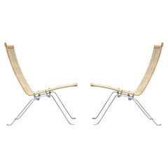 Paire de chaises longues PK22 Poul Kjaerholm en osier de Fritz Hansen