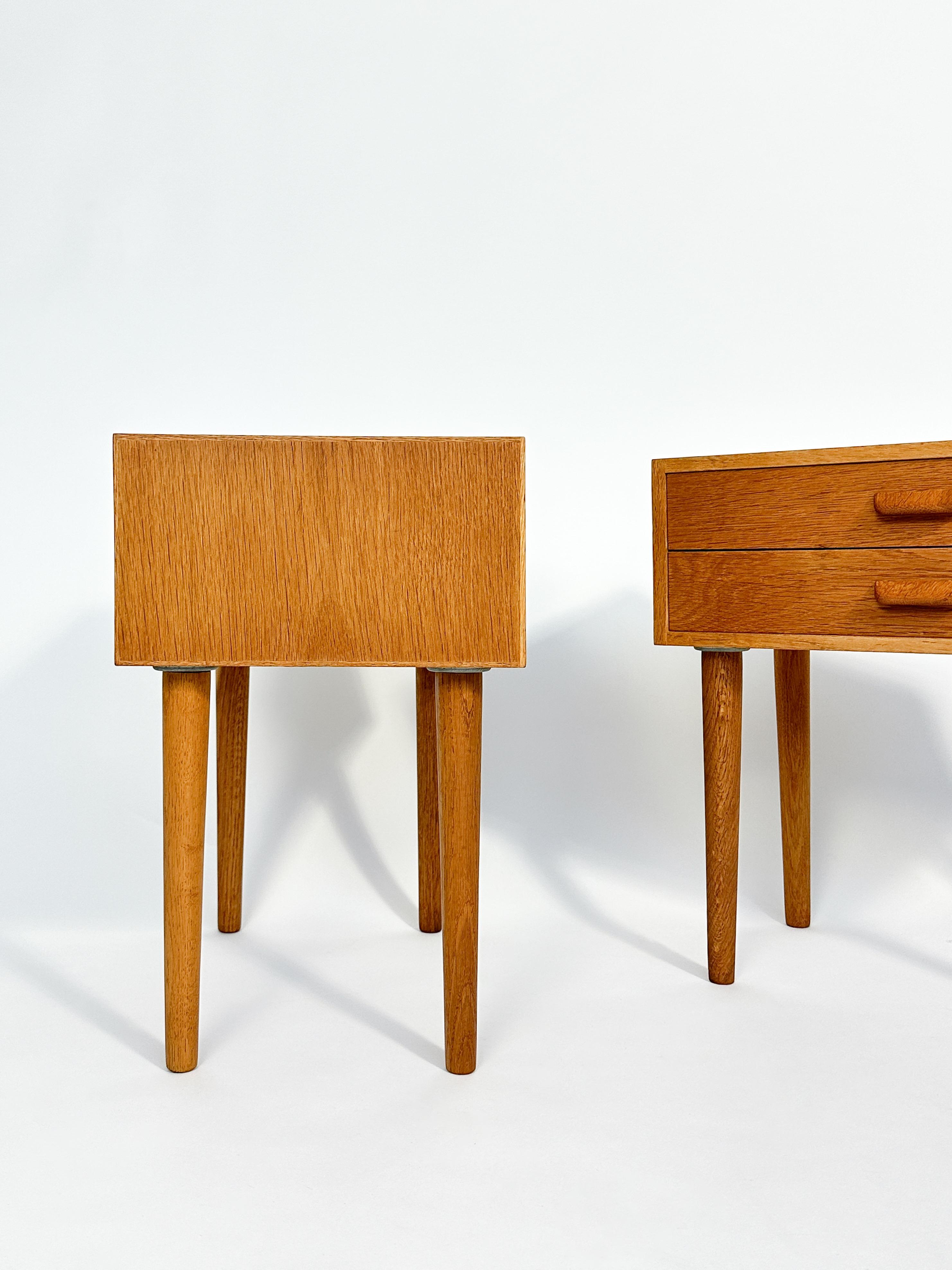 Coppia di comodini Poul Volther Oak Cassettiera Tavolino danese anni '60 in vendita 2
