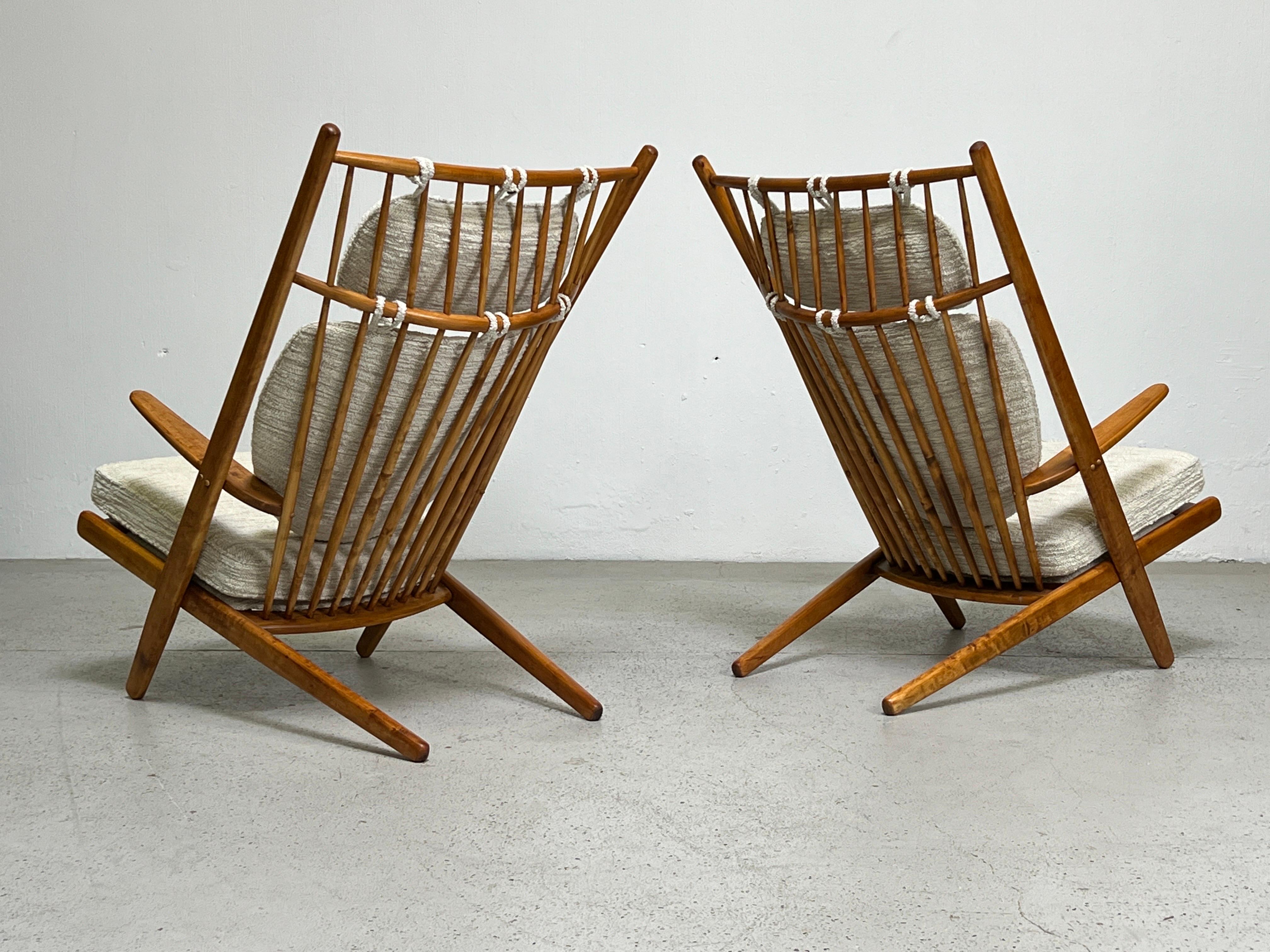Pair of Poul Volther Goliat Lounge Chairs 5