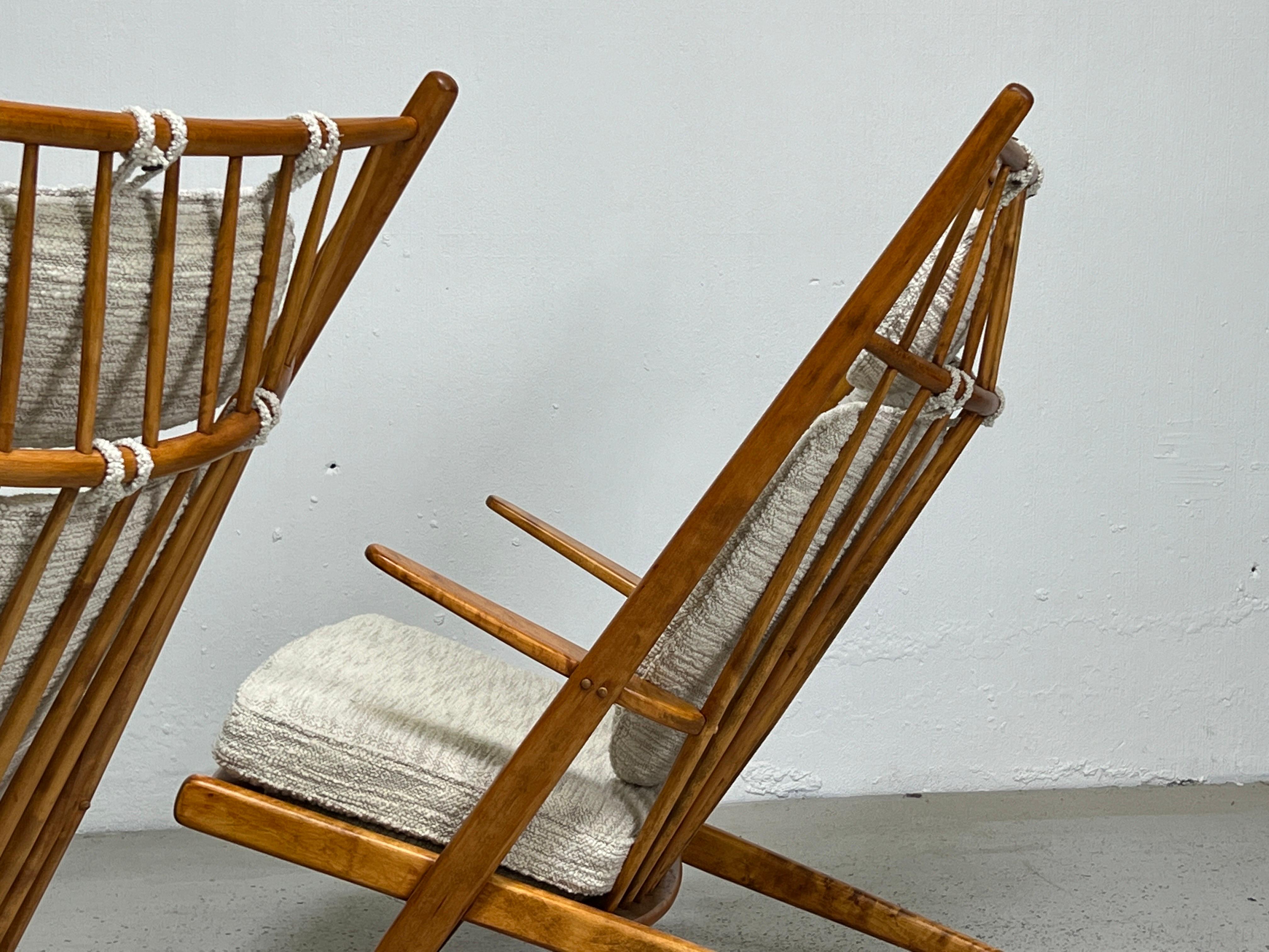 Pair of Poul Volther Goliat Lounge Chairs 10