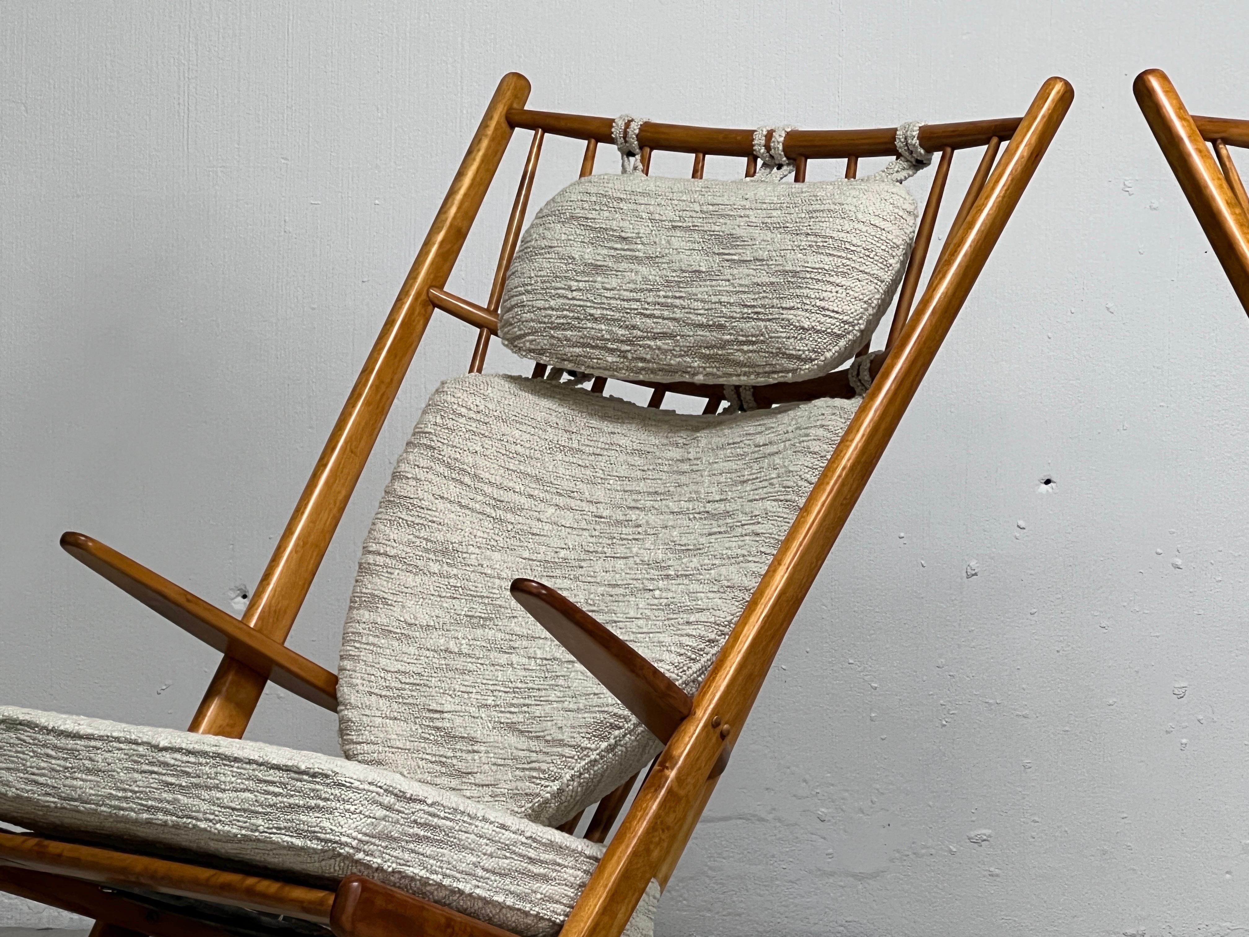 Mid-20th Century Pair of Poul Volther Goliat Lounge Chairs