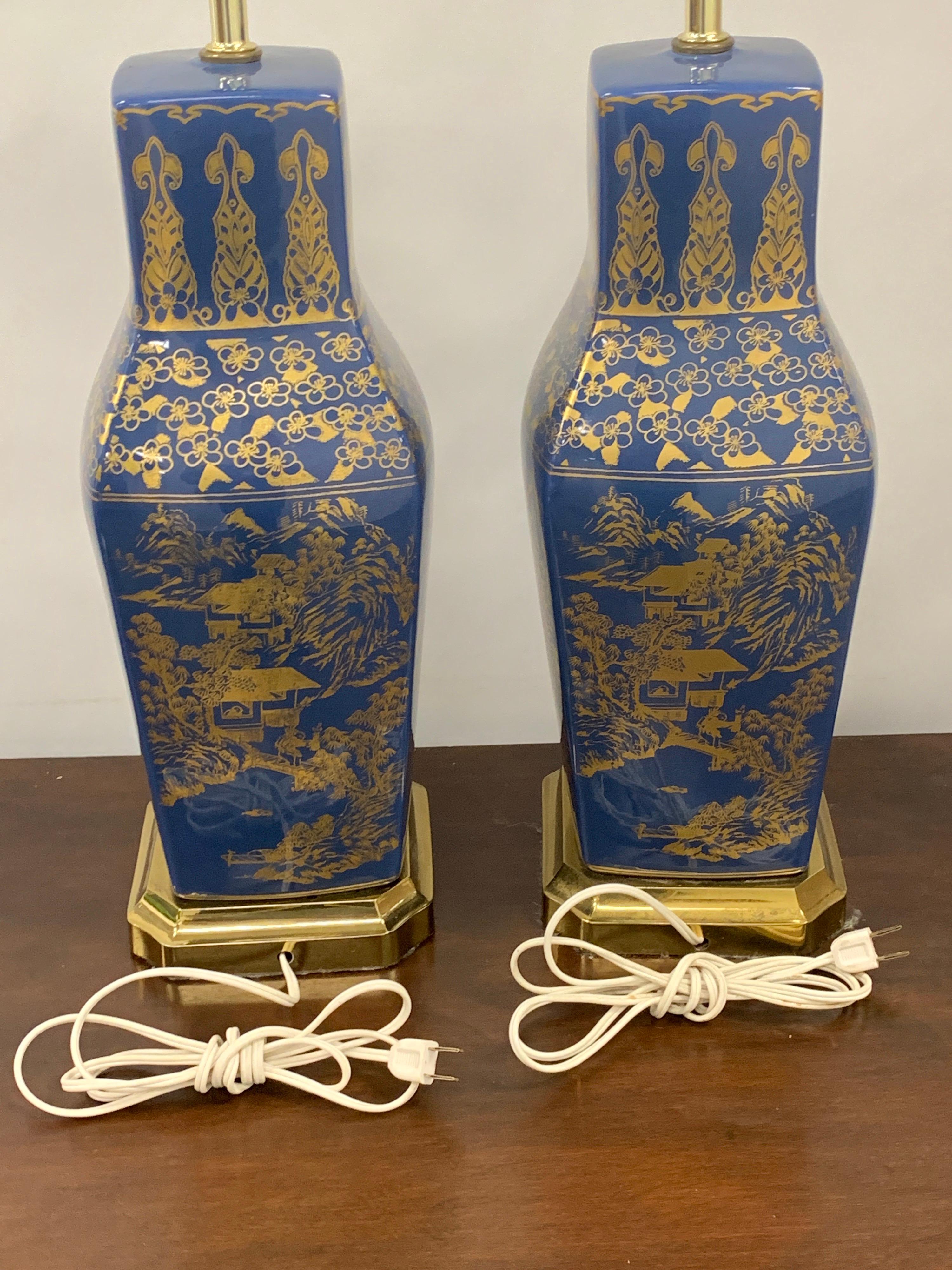 Pair of Powder Blue Chinese Export Porcelain with Gilt Decoration For Sale 1