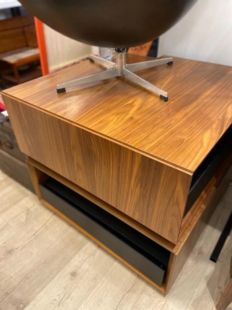 Européen Paire de tables basses en bois 'Edward' 2077 par Joel Dupras pour Huppe en vente
