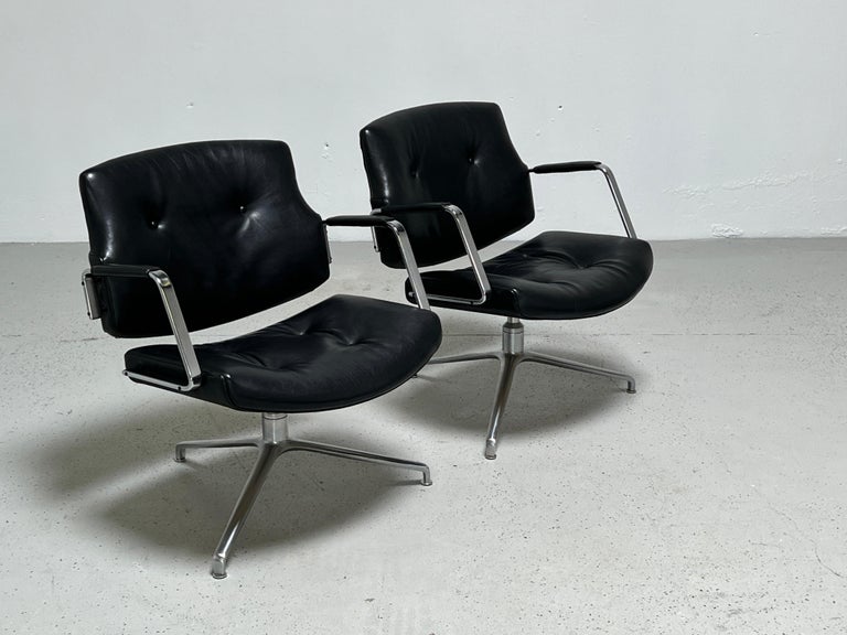 Pair of Preben Fabricius and Jørgen Kastholm Model Fk84 Swivel Chairs For Sale 4