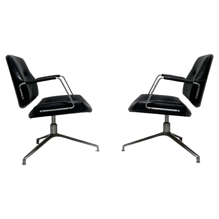 Pair of Preben Fabricius and Jørgen Kastholm Model Fk84 Swivel Chairs For Sale