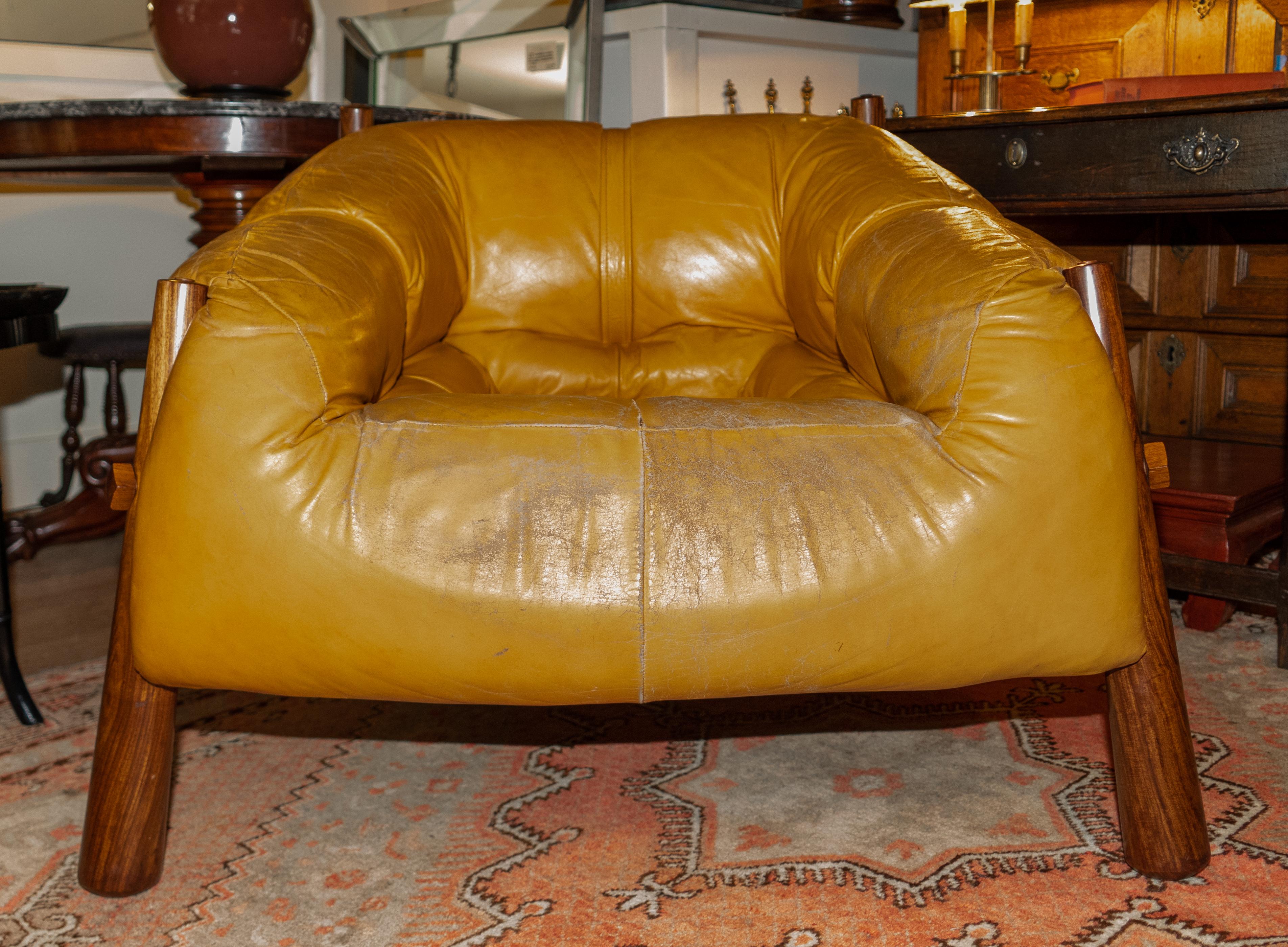 Pair of Precival Lafer ‘Model M P-81’ Lounge Chairs Leather or Wood, circa 1960s 1