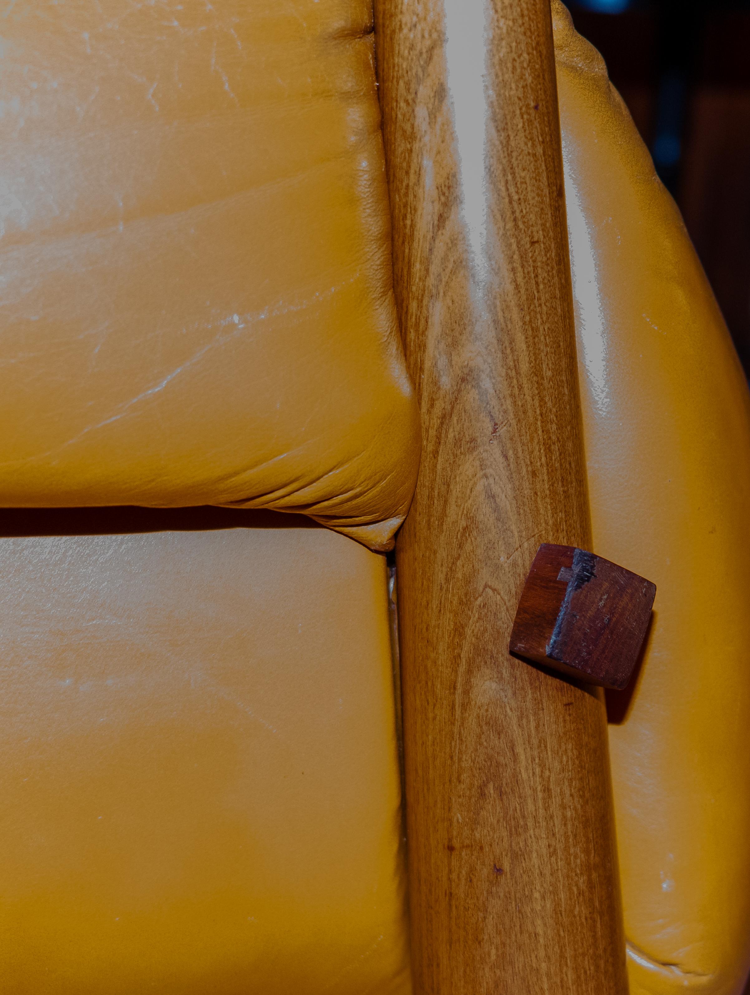 Pair of Precival Lafer ‘Model M P-81’ Lounge Chairs Leather or Wood, circa 1960s 5