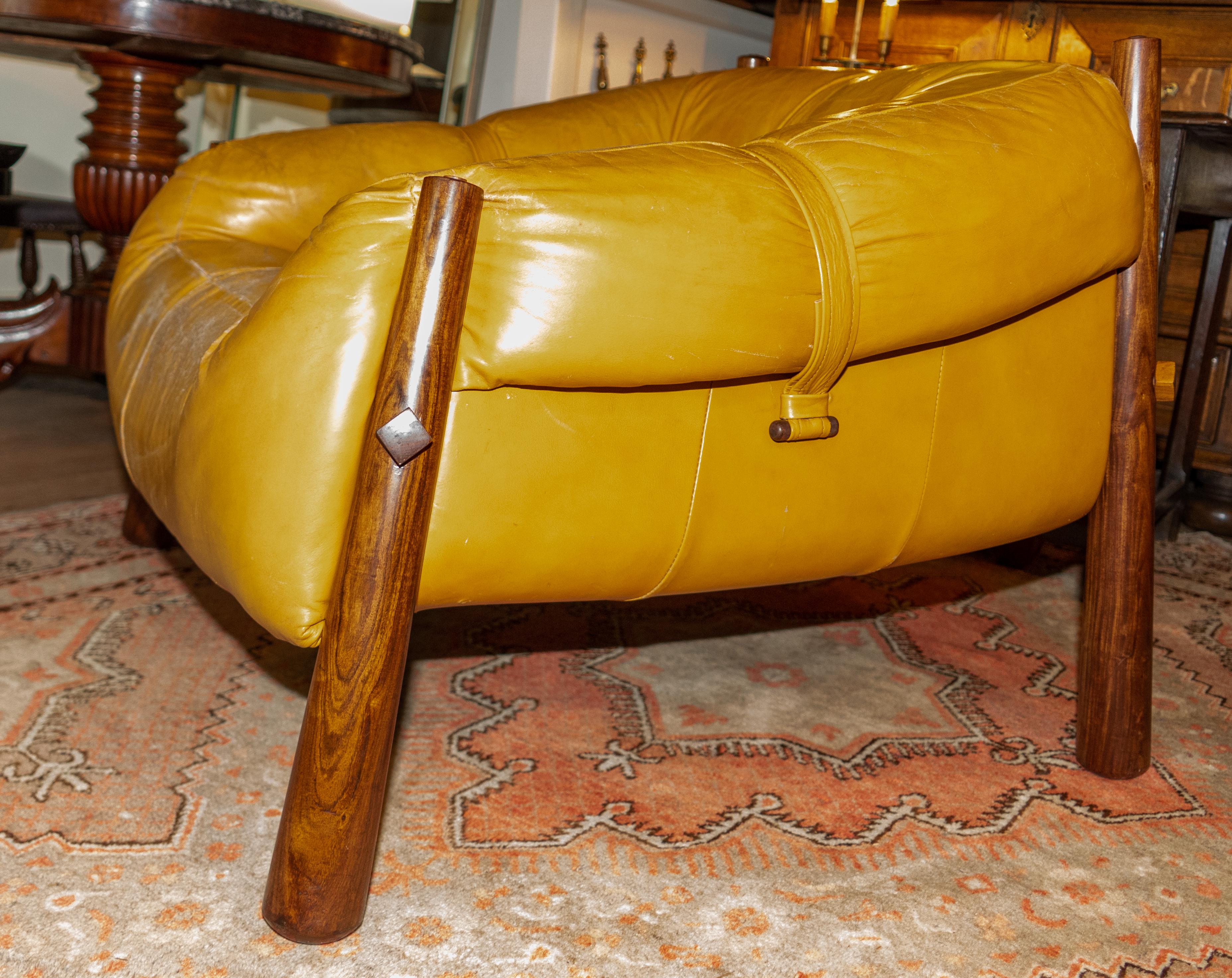 Brazilian Pair of Precival Lafer ‘Model M P-81’ Lounge Chairs Leather or Wood, circa 1960s