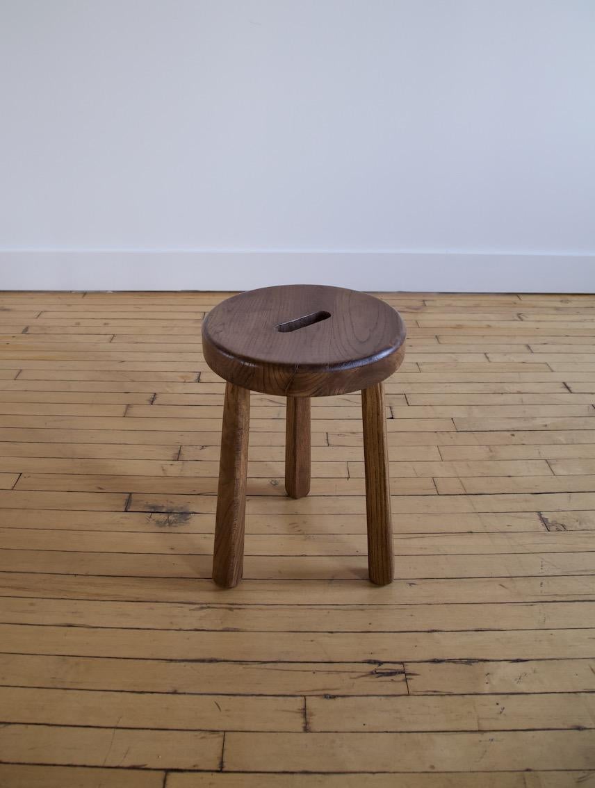 XXIe siècle et contemporain Paire de tabourets à lait de style primitif français en vente
