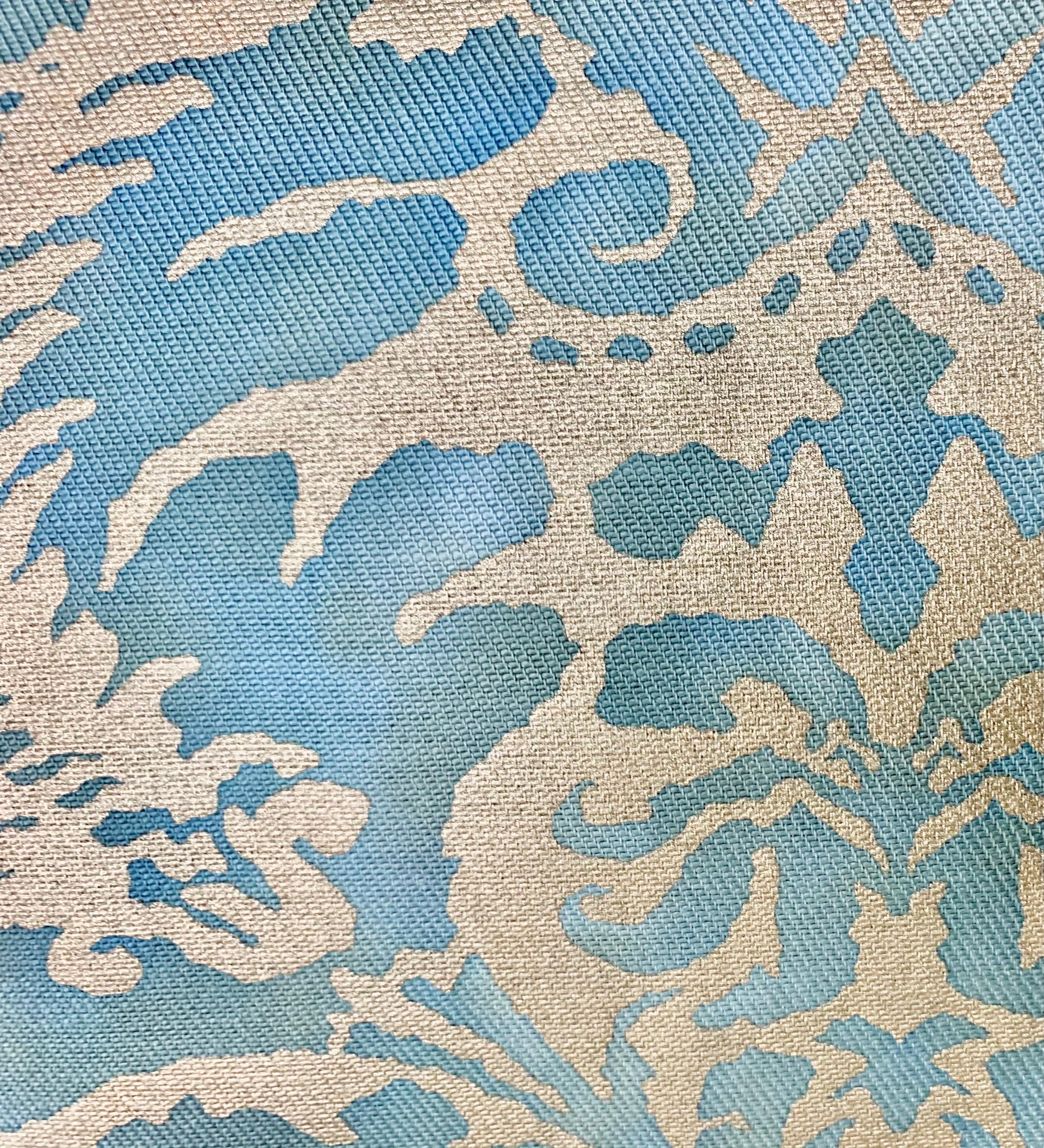 Pair of Printed Blue and Gold Fortuny Pullows In Excellent Condition In Los Angeles, CA