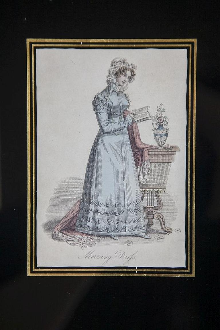Pair of Prints From the Early 20th Century Depicting Woman For Sale 1