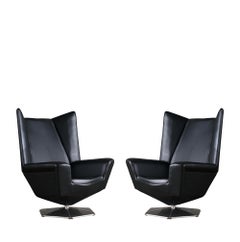 Paire de fauteuils 'Prisma' par Voitto Haapalainen