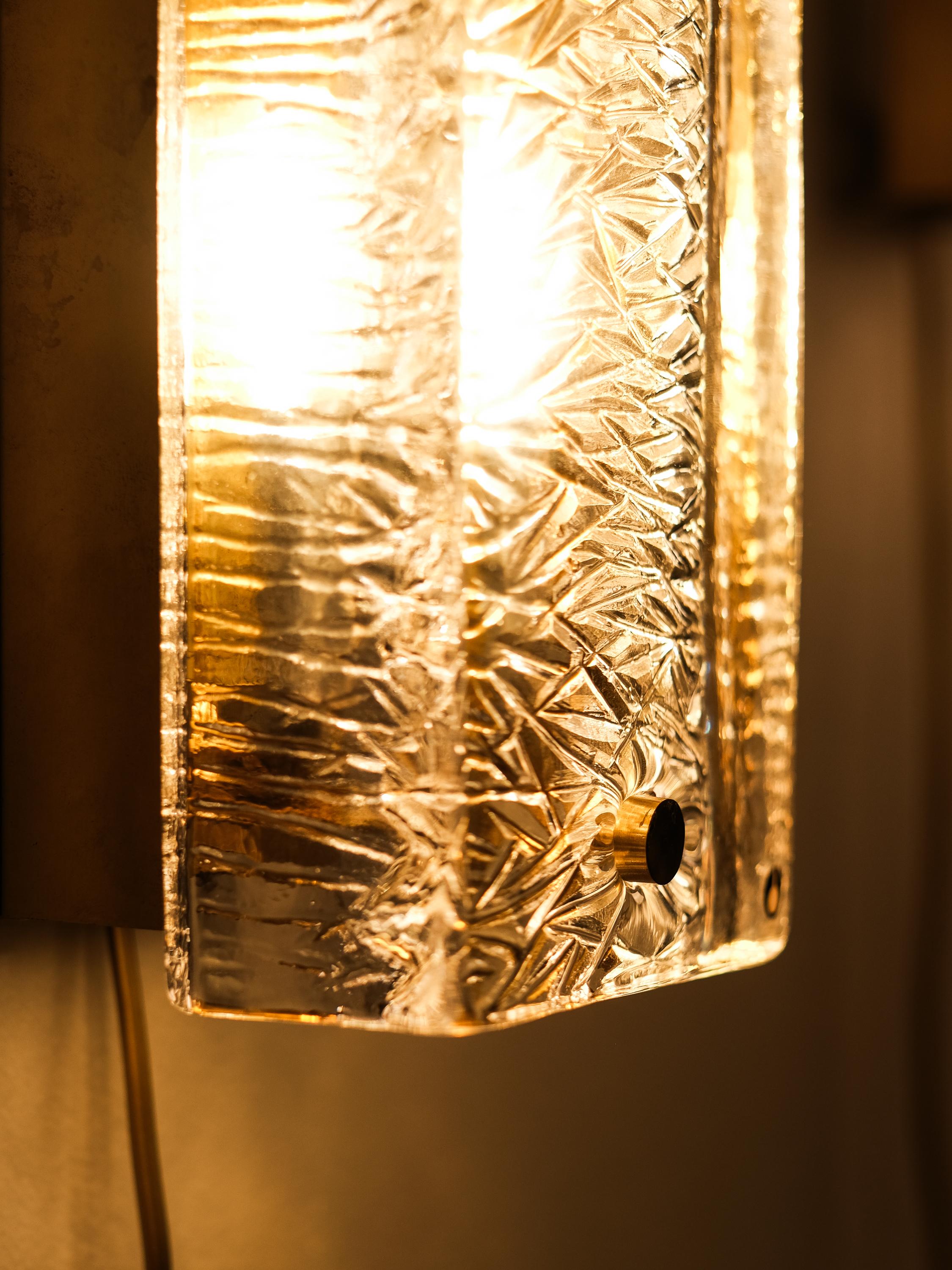 Pair of Pukeberg Brass and Crystal Glass Wall Sconces, Sweden, 1970s en vente 10