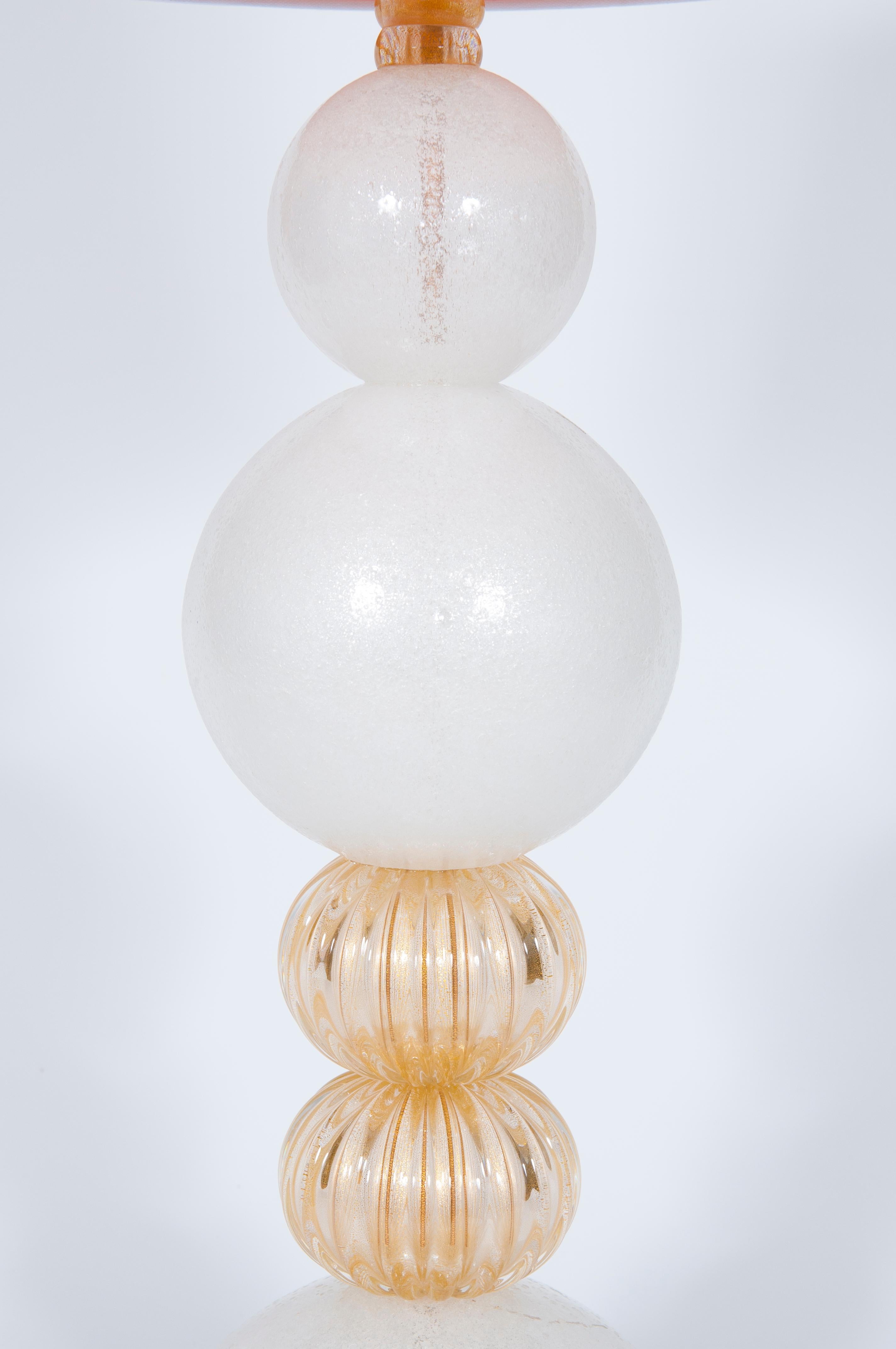 Hand-Crafted Pair of Pulegoso Murano Glass Table Lamps with 24-Carat Gold, Italy For Sale