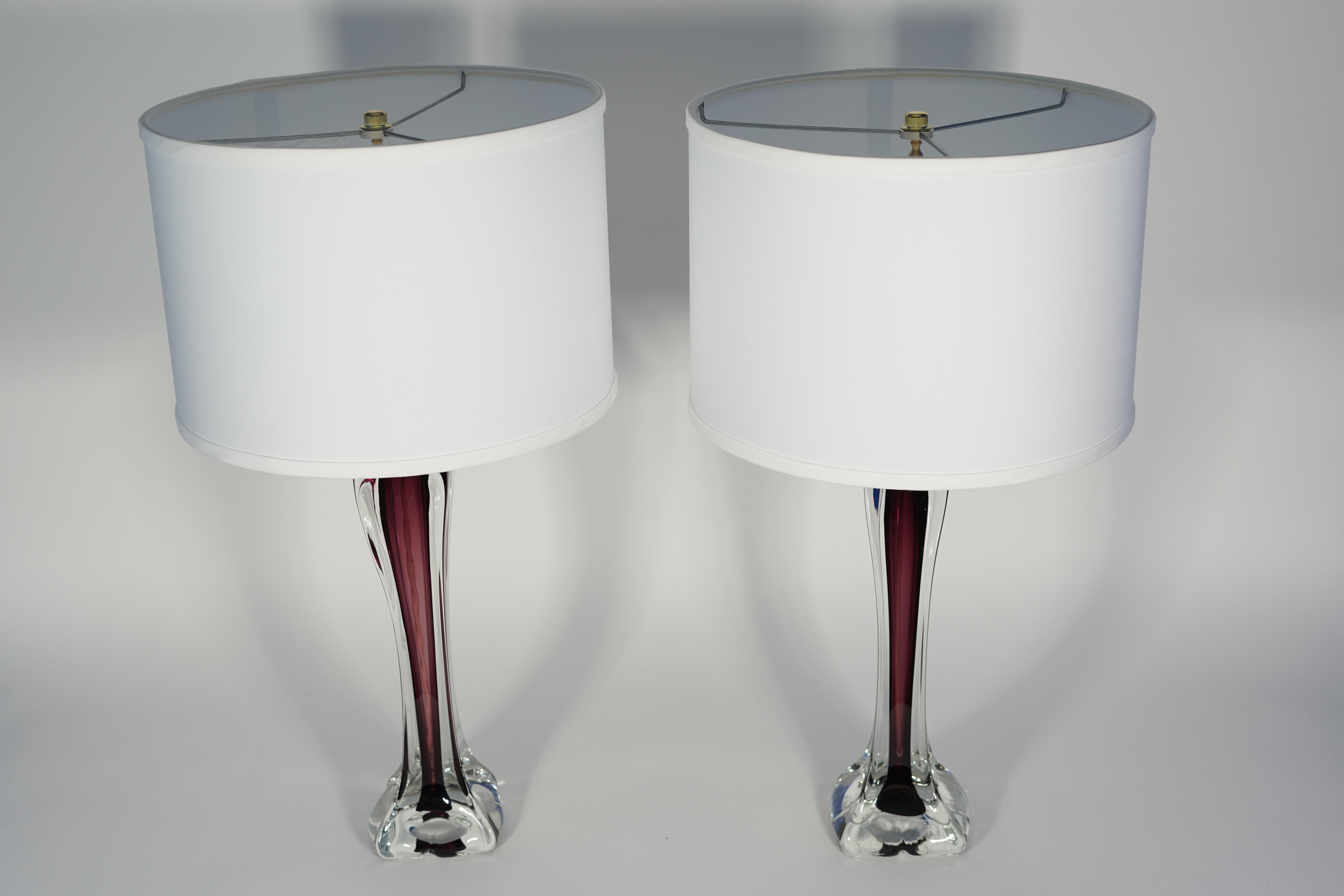 Mid-Century Modern Pair of Purple and Clear Glass Lamps by Flygsfors, Sweden, 1970 For Sale