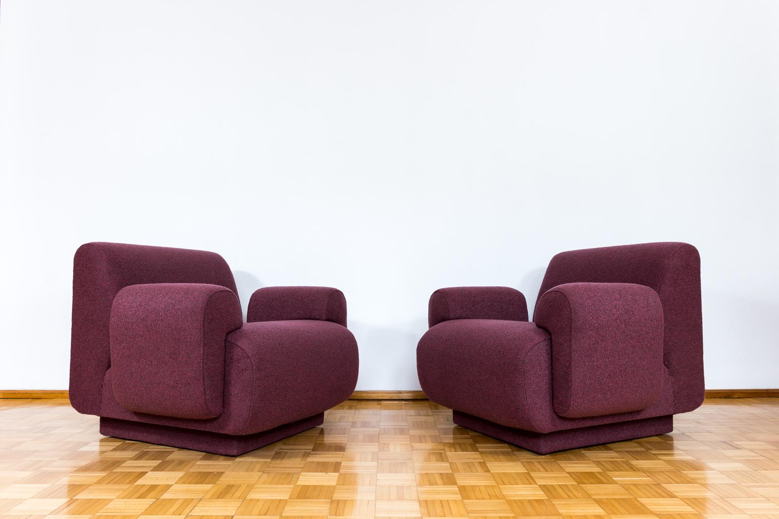 Pair of Modular Armchairs from Oelsa Furniture Factory in Rabenau, Germany, 1978.
Fully upholstered in dark-purple soft fabric.
This armchairs are modular and can be transform in to two-seater sofa (all armrests are removable)
Sofa dimension: H70,