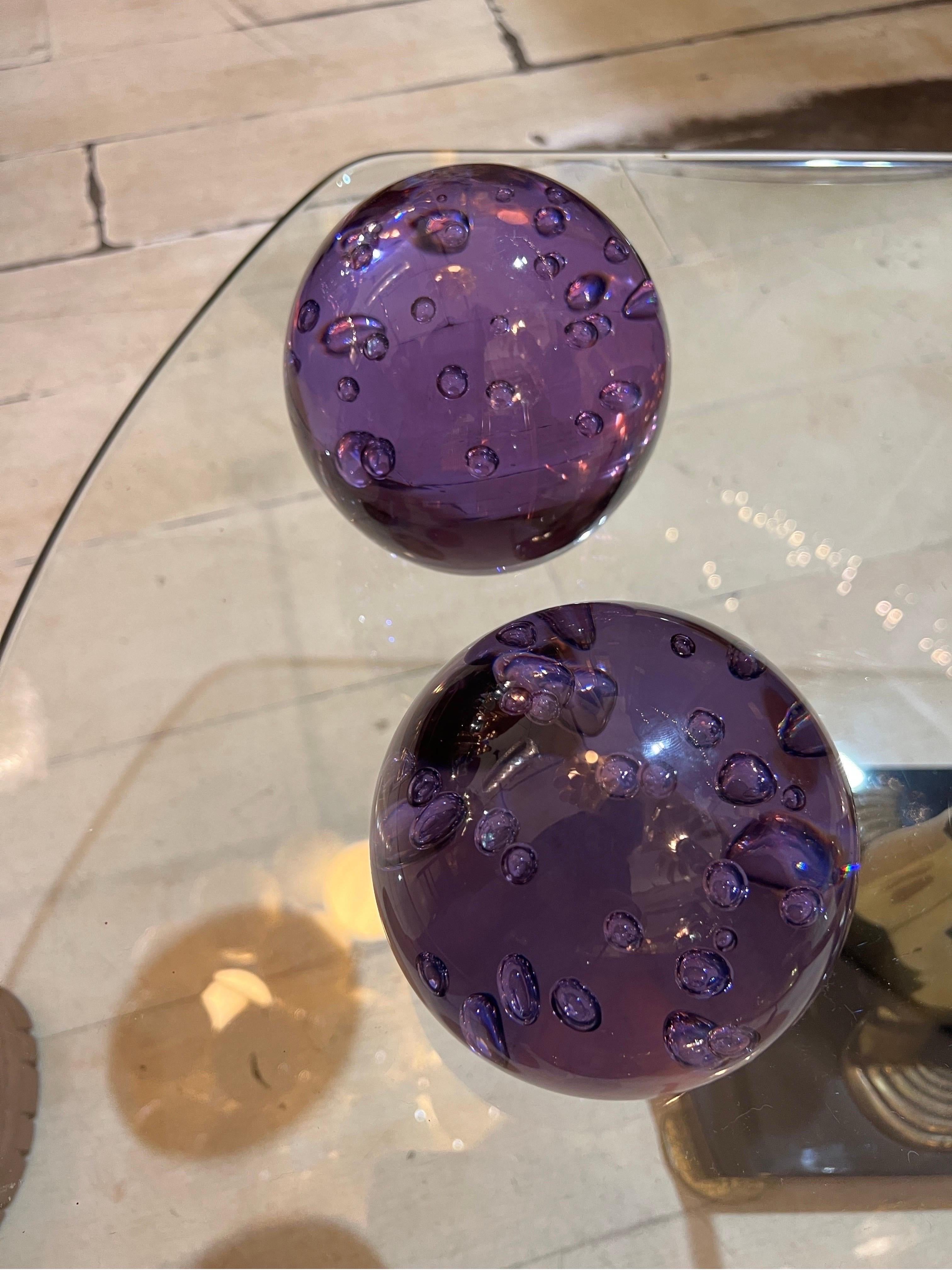 Italian Pair of Purple Murano Glass Paperweights with Air Bubble Included 1960 For Sale