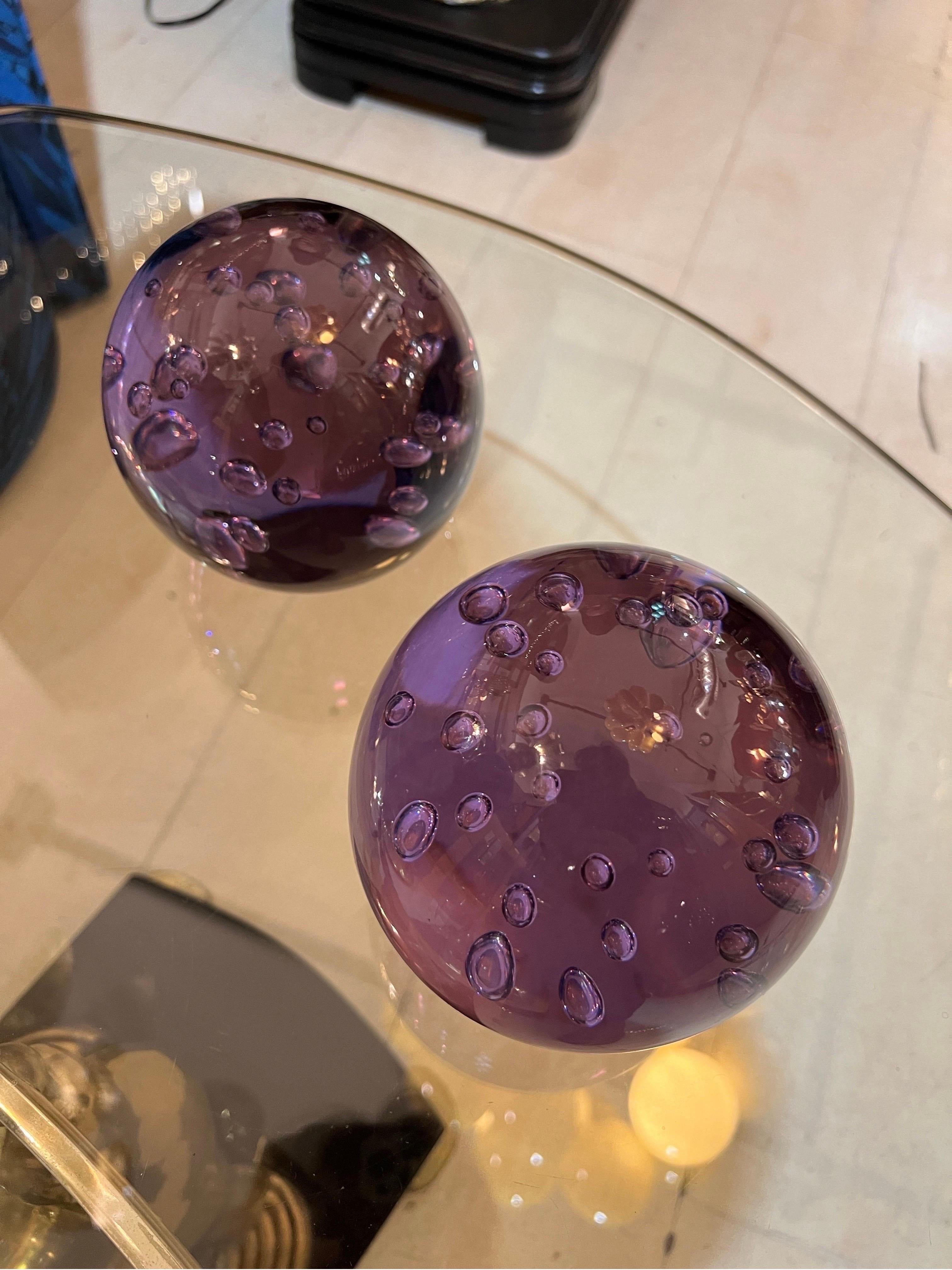 Pair of Purple Murano Glass Paperweights with Air Bubble Included 1960 For Sale 2