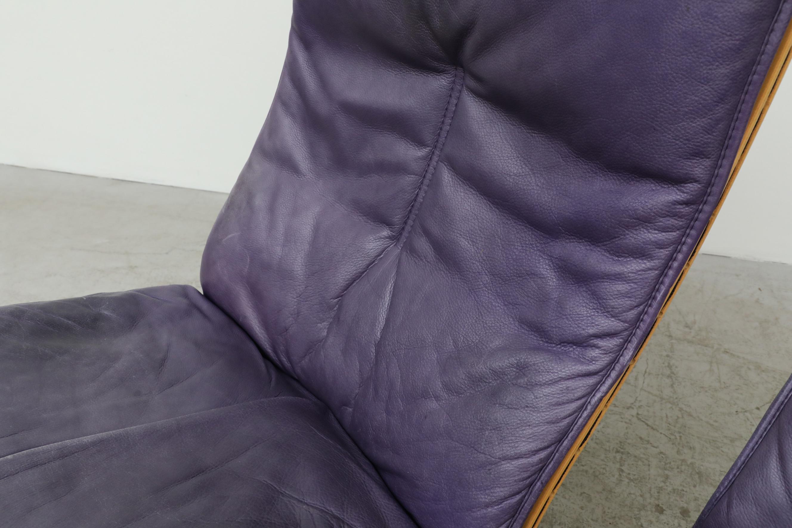 Pair of Purple Westnofa Lounge Chairs 4