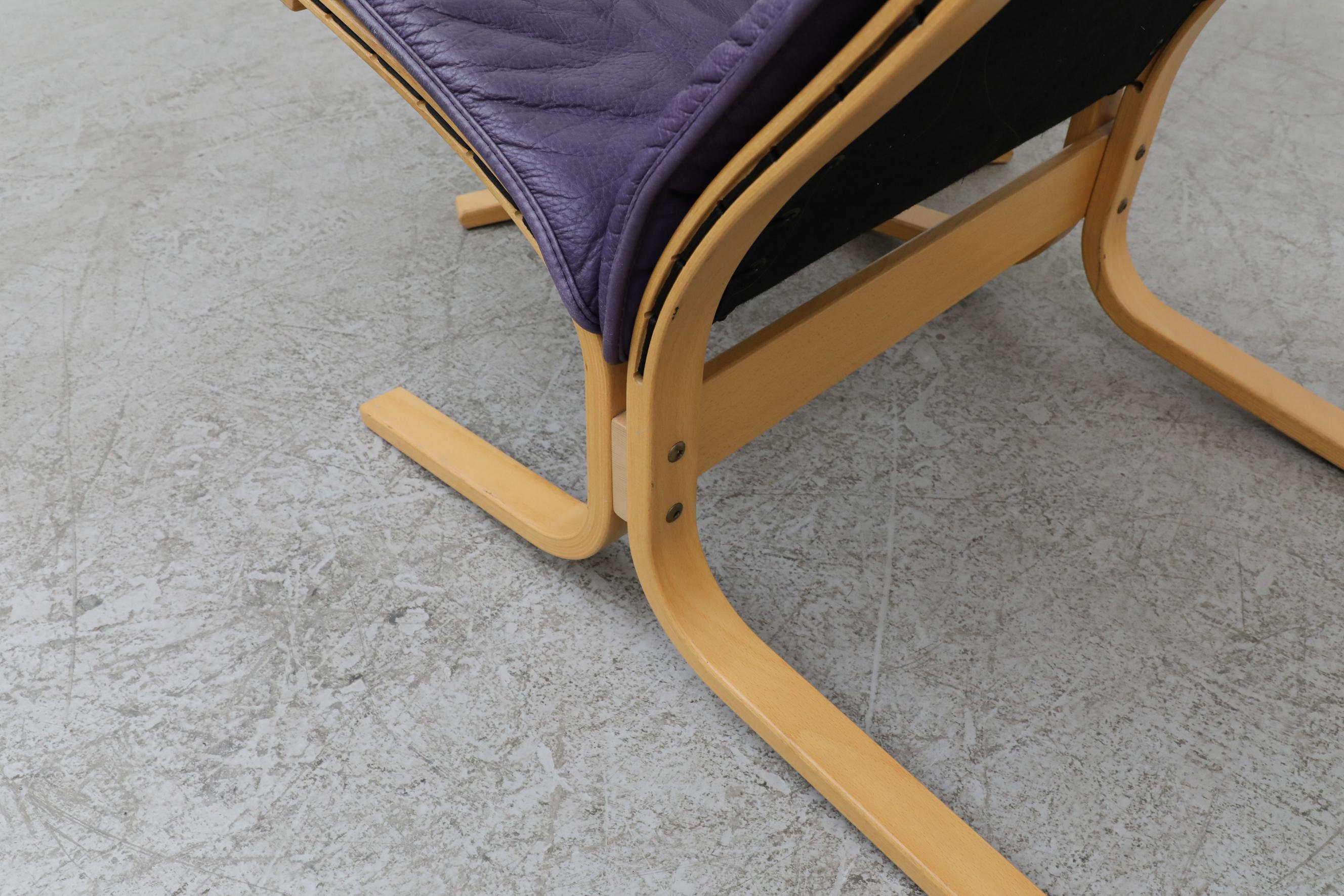Pair of Purple Westnofa Lounge Chairs 10