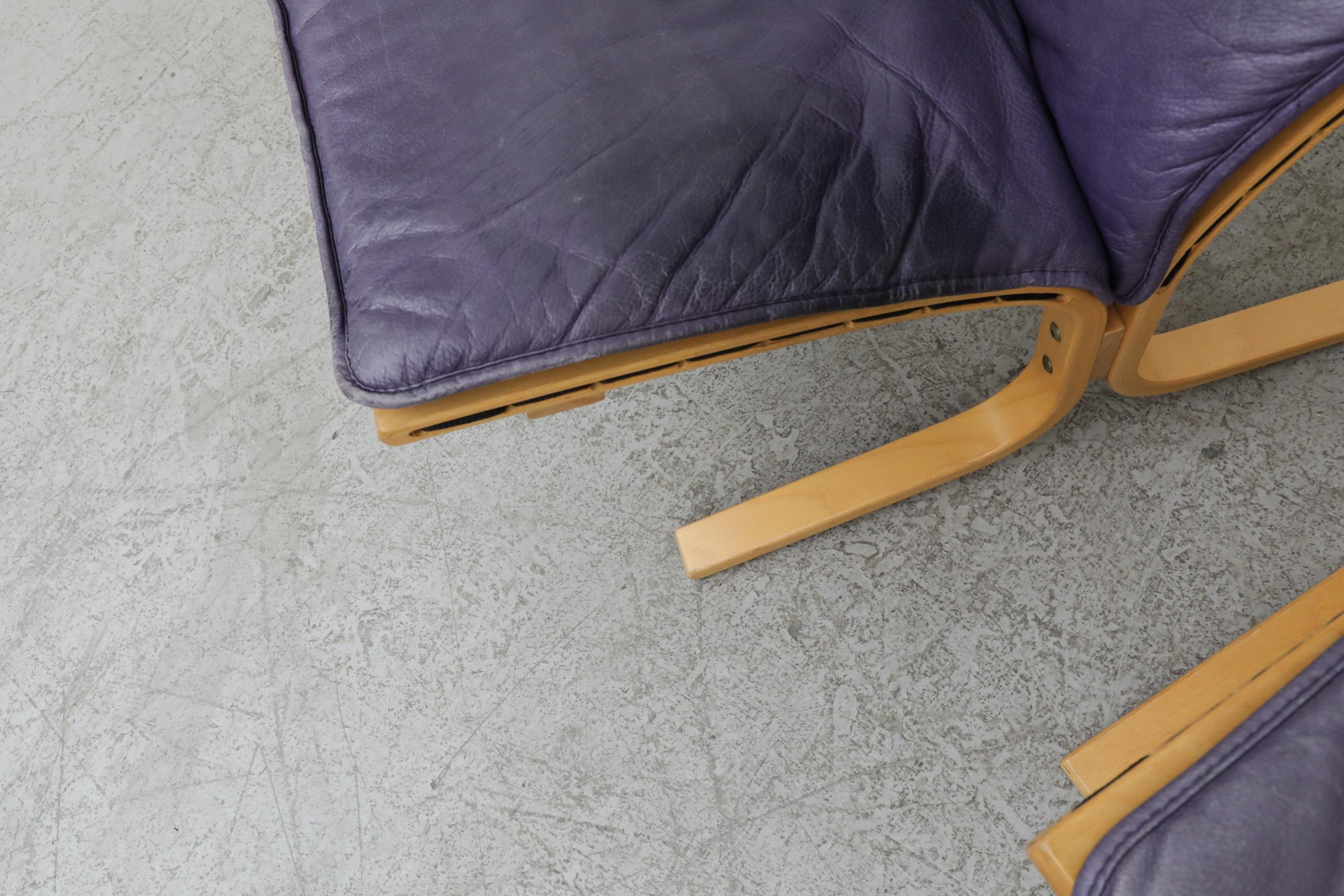 Pair of Purple Westnofa Lounge Chairs 11