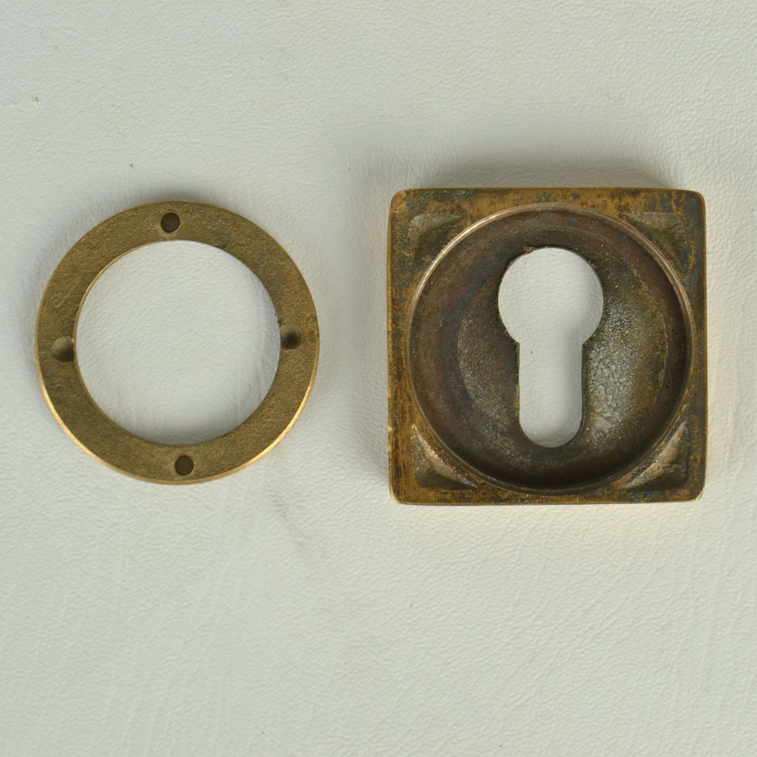 Architectural Pair Push Pull Door Handles  in Bronze, Letterbox and Key Fixtures For Sale 3