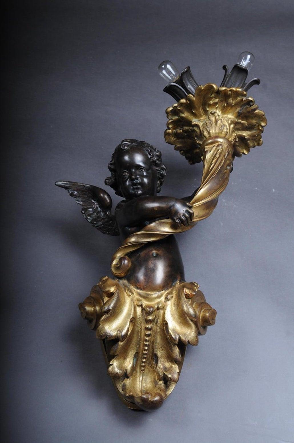 Pair of Putti Wall Appliques or Sconces, Bronze Gilded, Paris, 1870 For Sale 8
