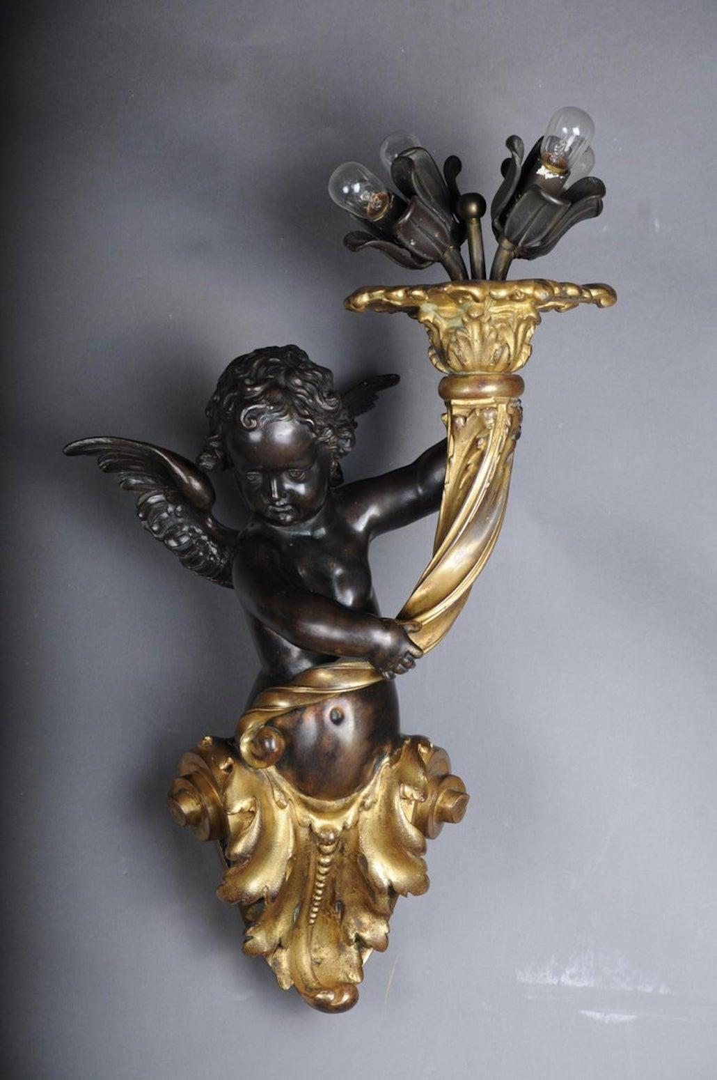 Pair of Putti Wall Appliques or Sconces, Bronze Gilded, Paris, 1870 In Good Condition For Sale In Berlin, DE