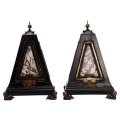 Paire de pyramides du Grand Tour en marbre et bois, Italie 1830.