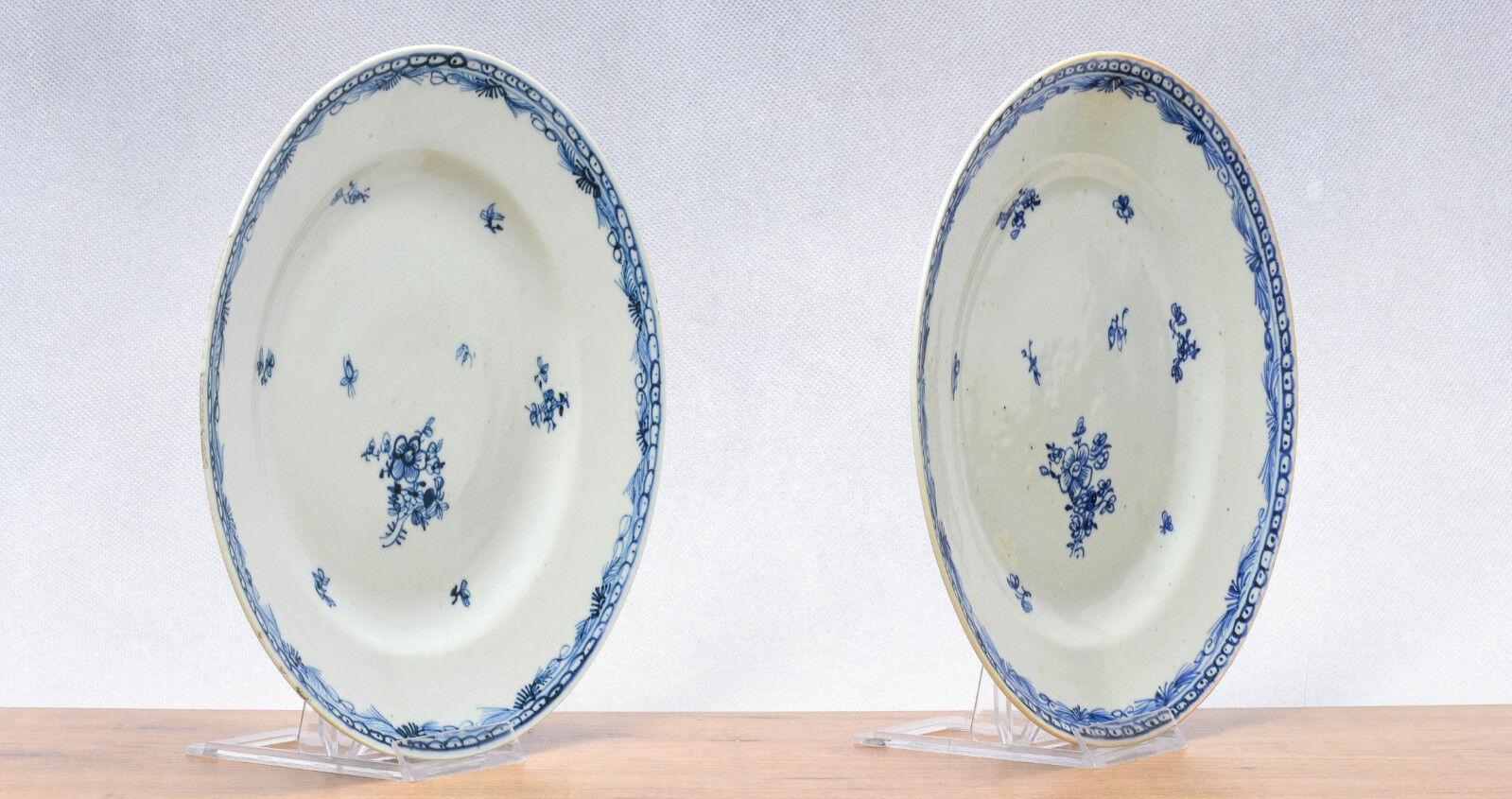 Nicely painted18c plate with flowers.  Paintwork is true craftmanship!

Additional information:
Material: Porcelain & Pottery
Type: Plates
Region of Origin: China
Period: 18th century
Age: Pre-1800
Original/Reproduction: Original
Condition: Good