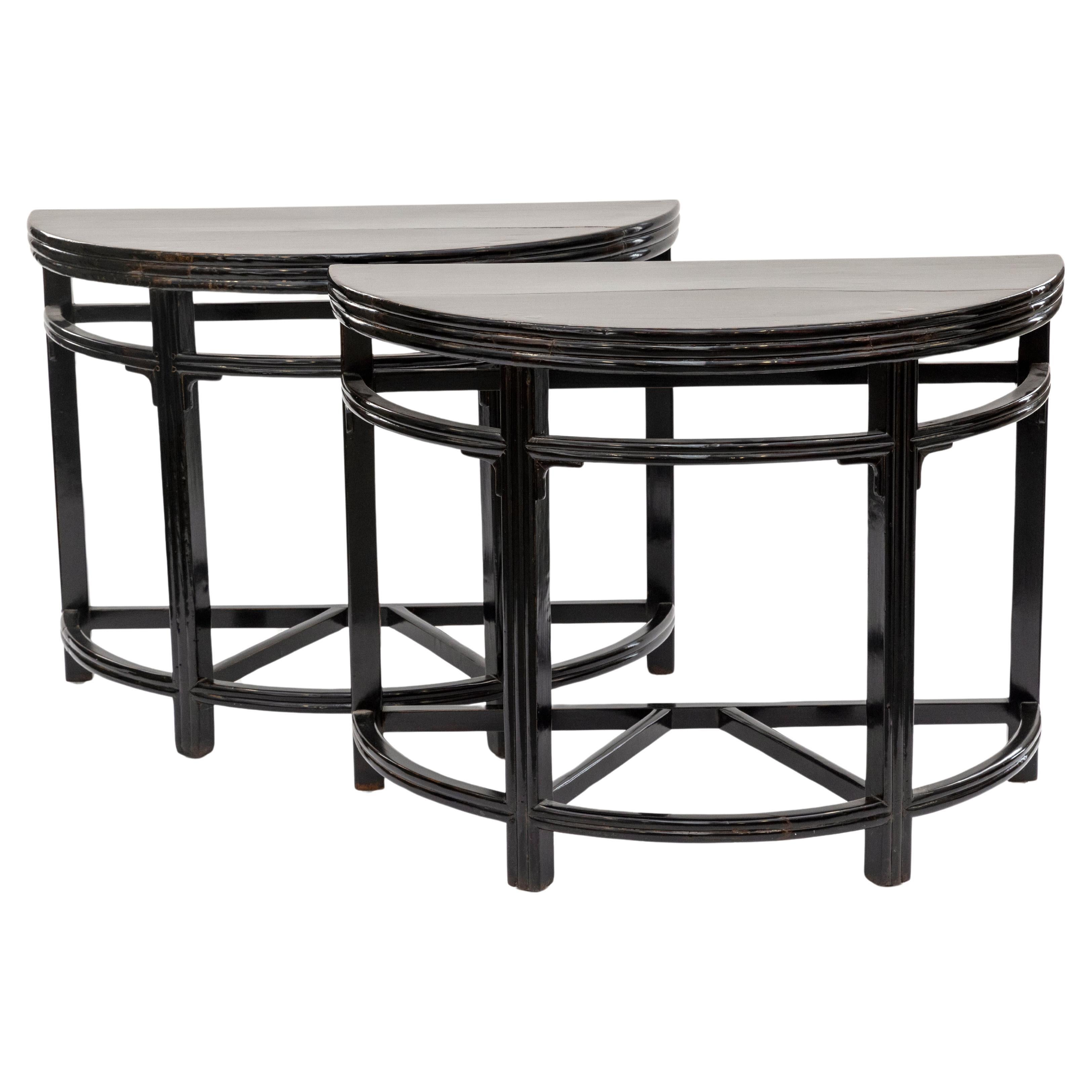 Pair of Qing Dynasty Black Lacquered Demilune Console Tables Ore Center table