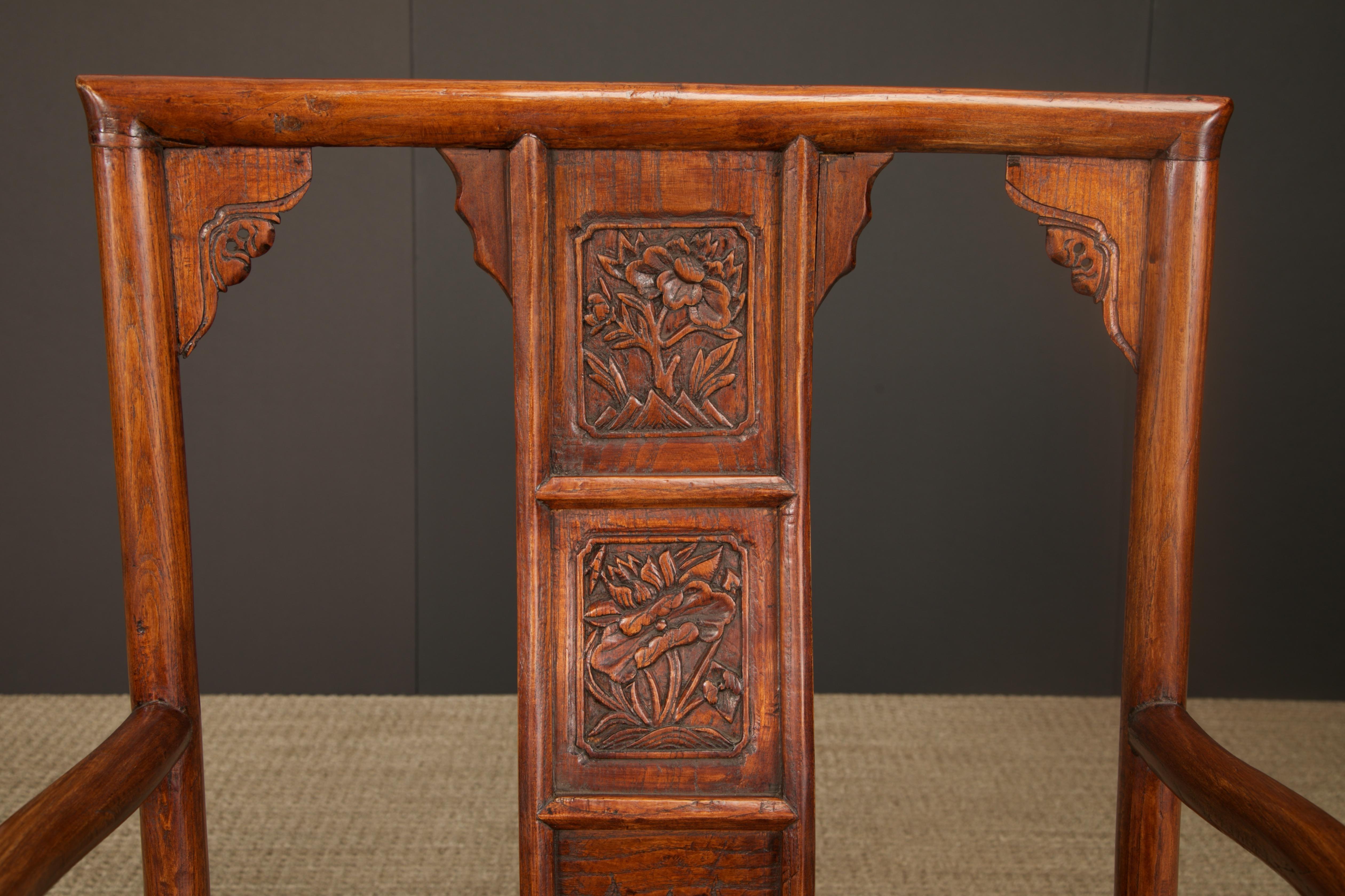 Wood Pair of Qing Dynasty Chinese Horseshoe-Back Armchairs in Carved Elmwood For Sale