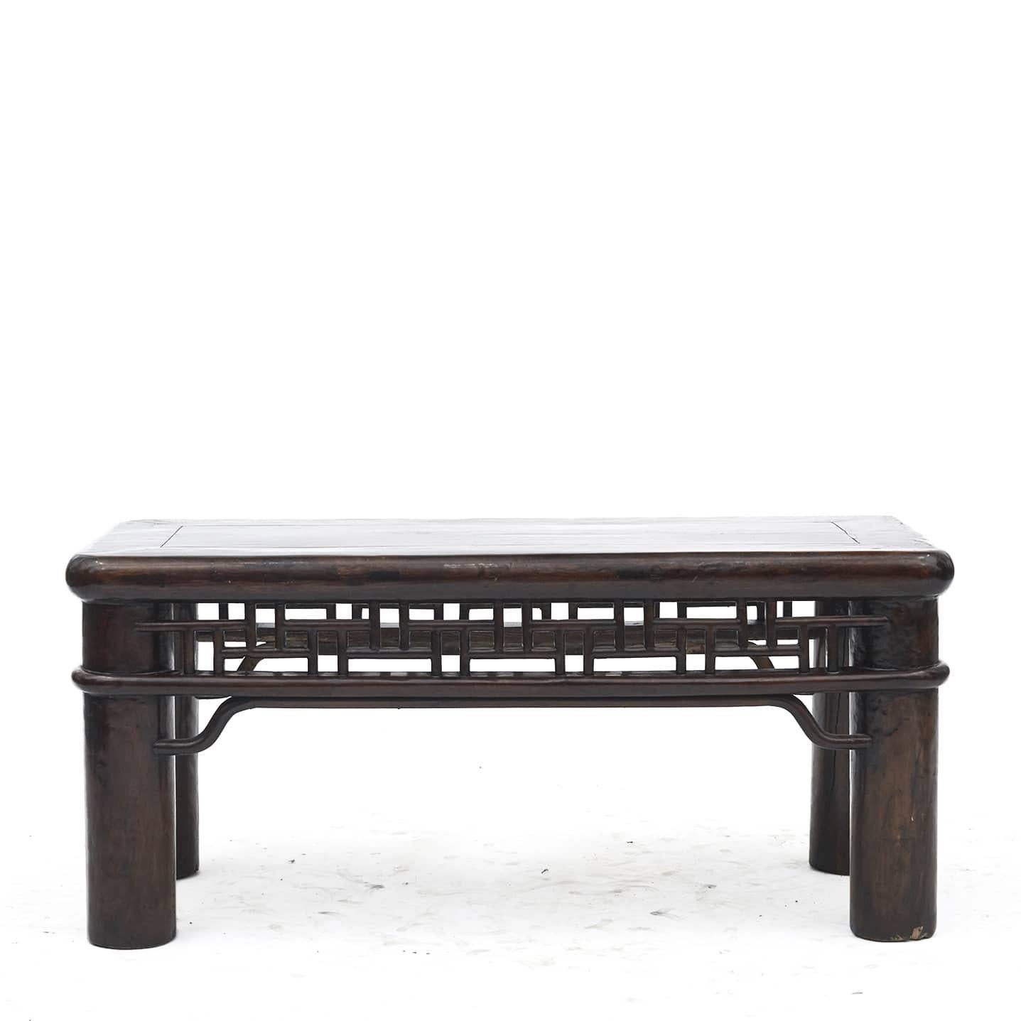 Lacquered Pair of Qing Dynasty Elm Tables / Benches
