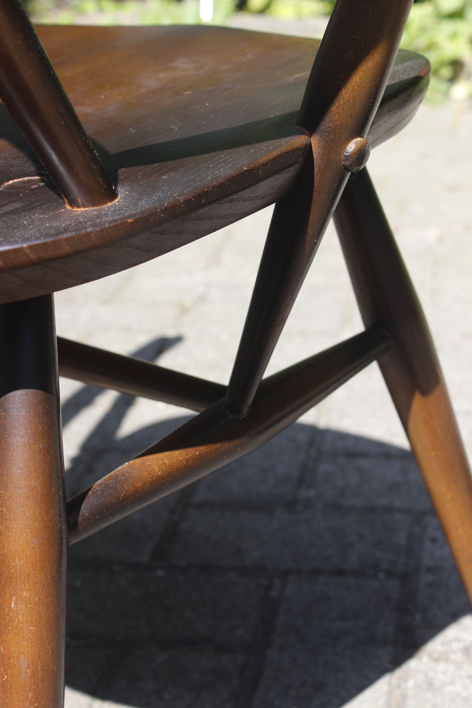 Pair of Quaker chairs by Lucian Ercolani for Ercol England, 1960s 3
