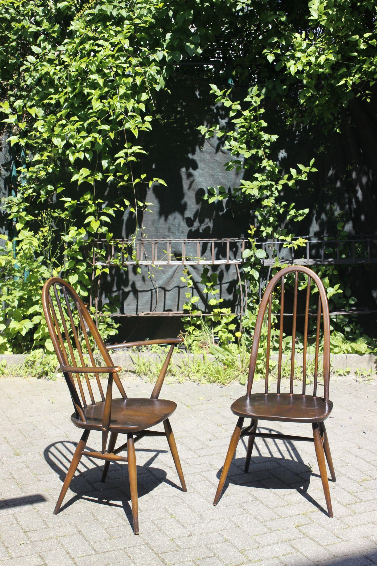 Mid-Century Modern Pair of Quaker chairs by Lucian Ercolani for Ercol England, 1960s
