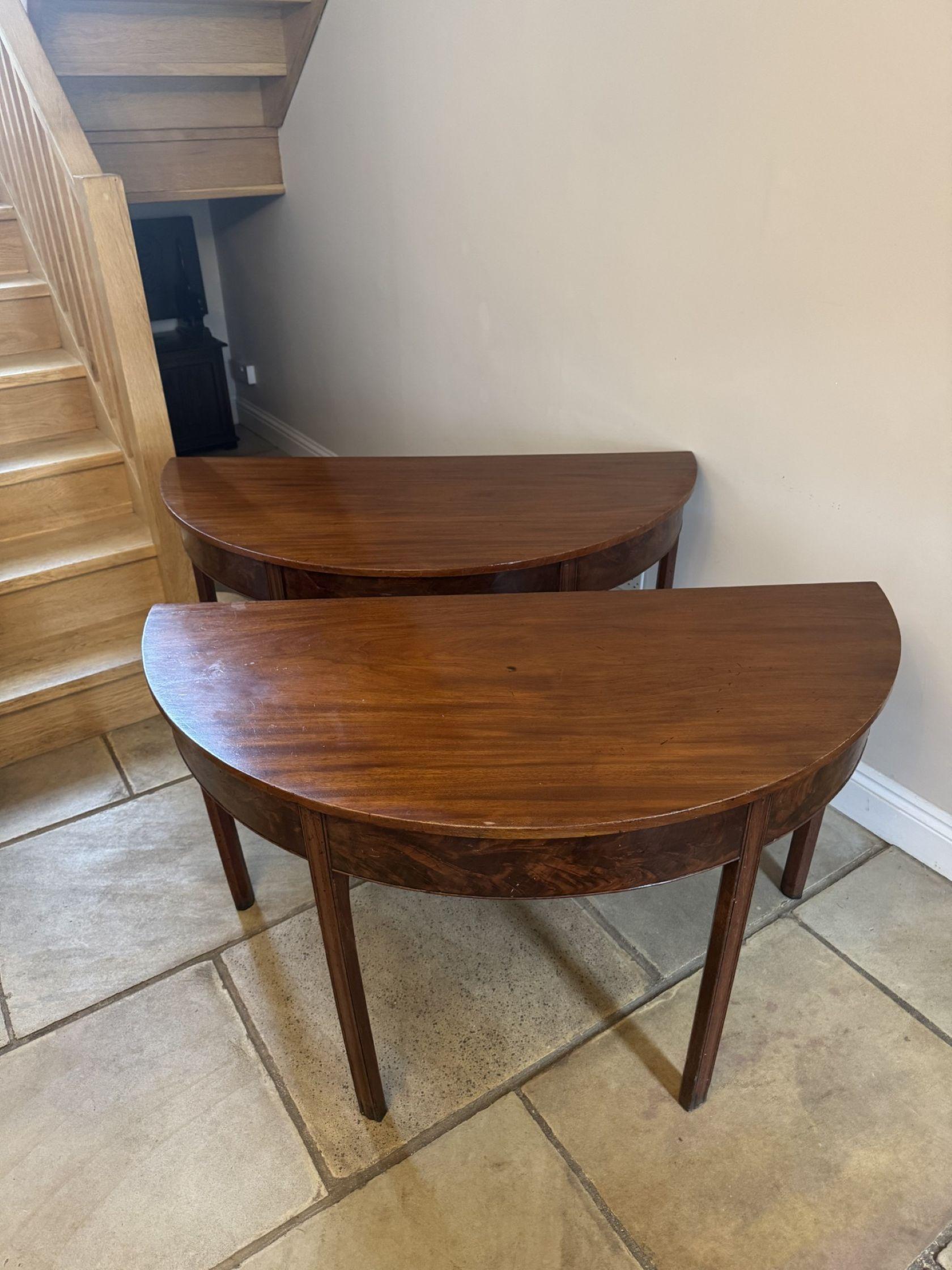 Pair of quality figured mahogany antique George III demi lune console tables For Sale 2