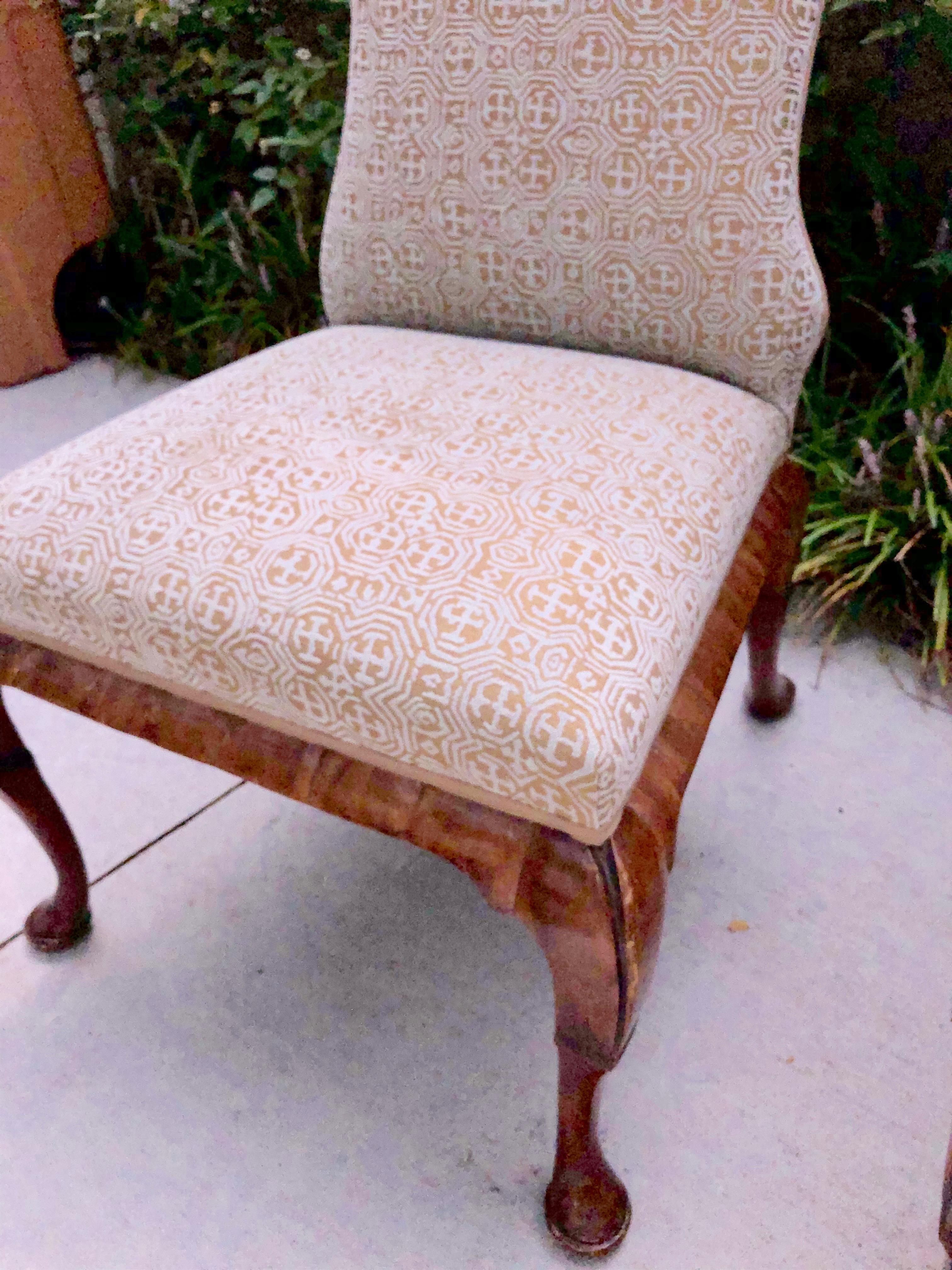 Pair of Queen Anne Dennis and Leen chairs - a lovely pair, perfect for the dining room or den as extra seating.