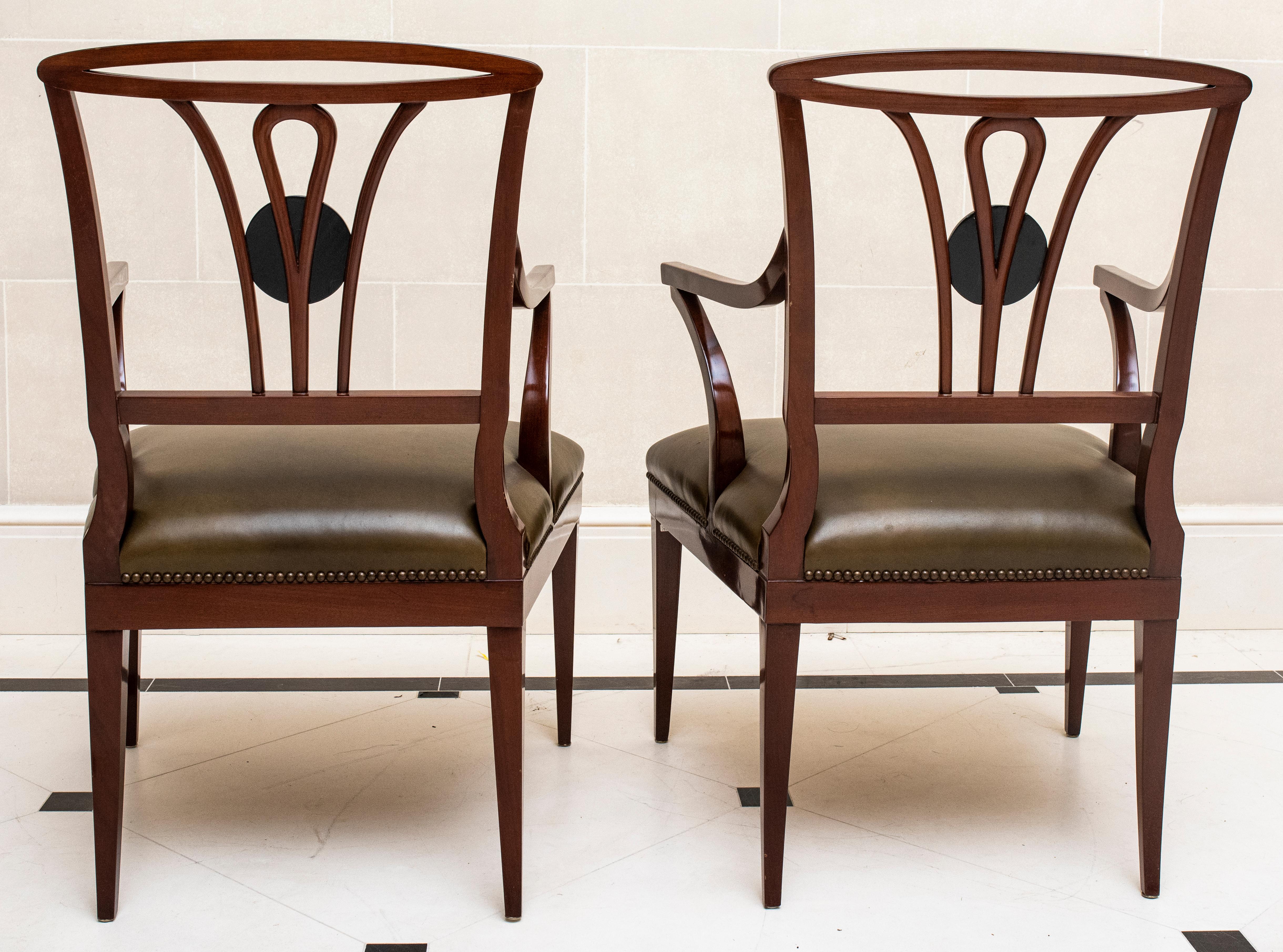 Pair of Queen Anne Revival Armchairs In Good Condition For Sale In New York, NY