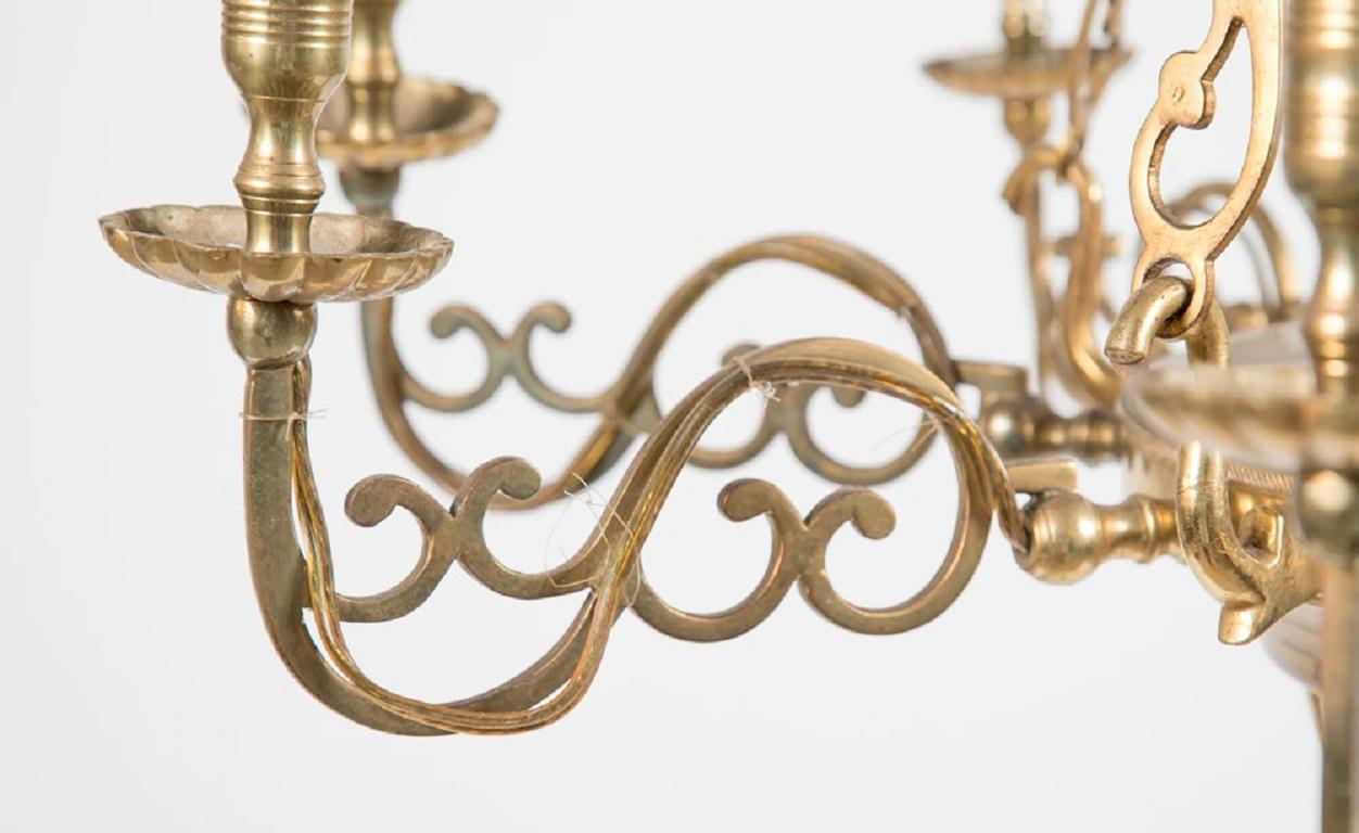 Pair of Queen Anne Style Brass Chandeliers In Good Condition For Sale In Stamford, CT