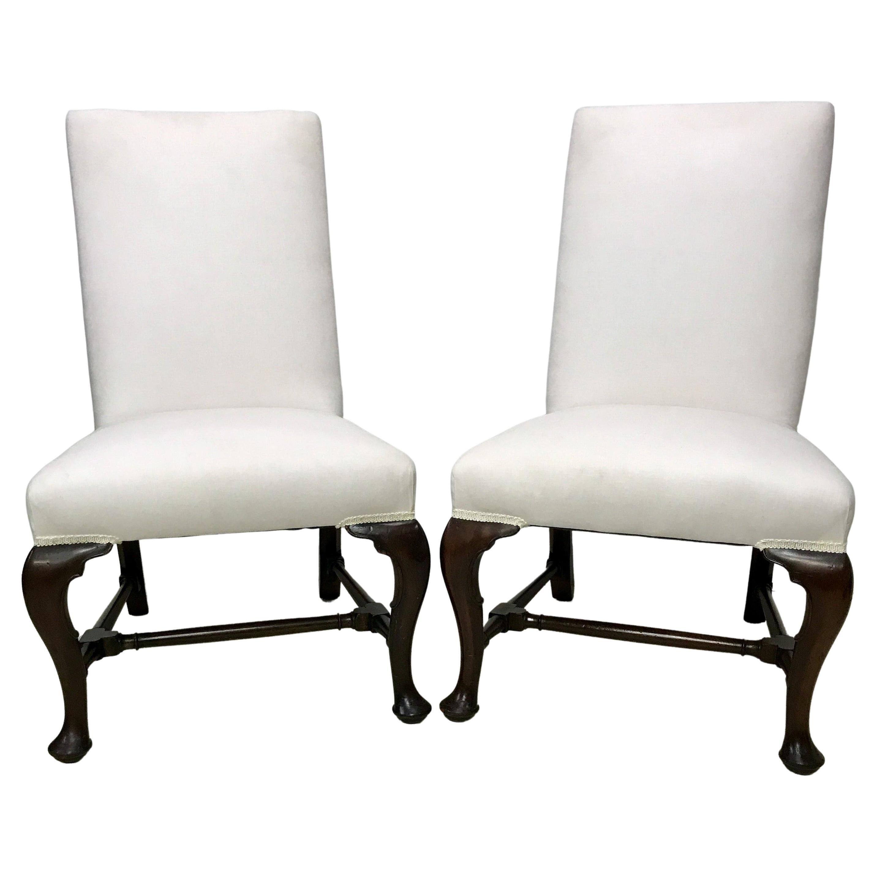 Pair of Queen Anne Style Mahogany Side Chairs, Early 20th Century For Sale