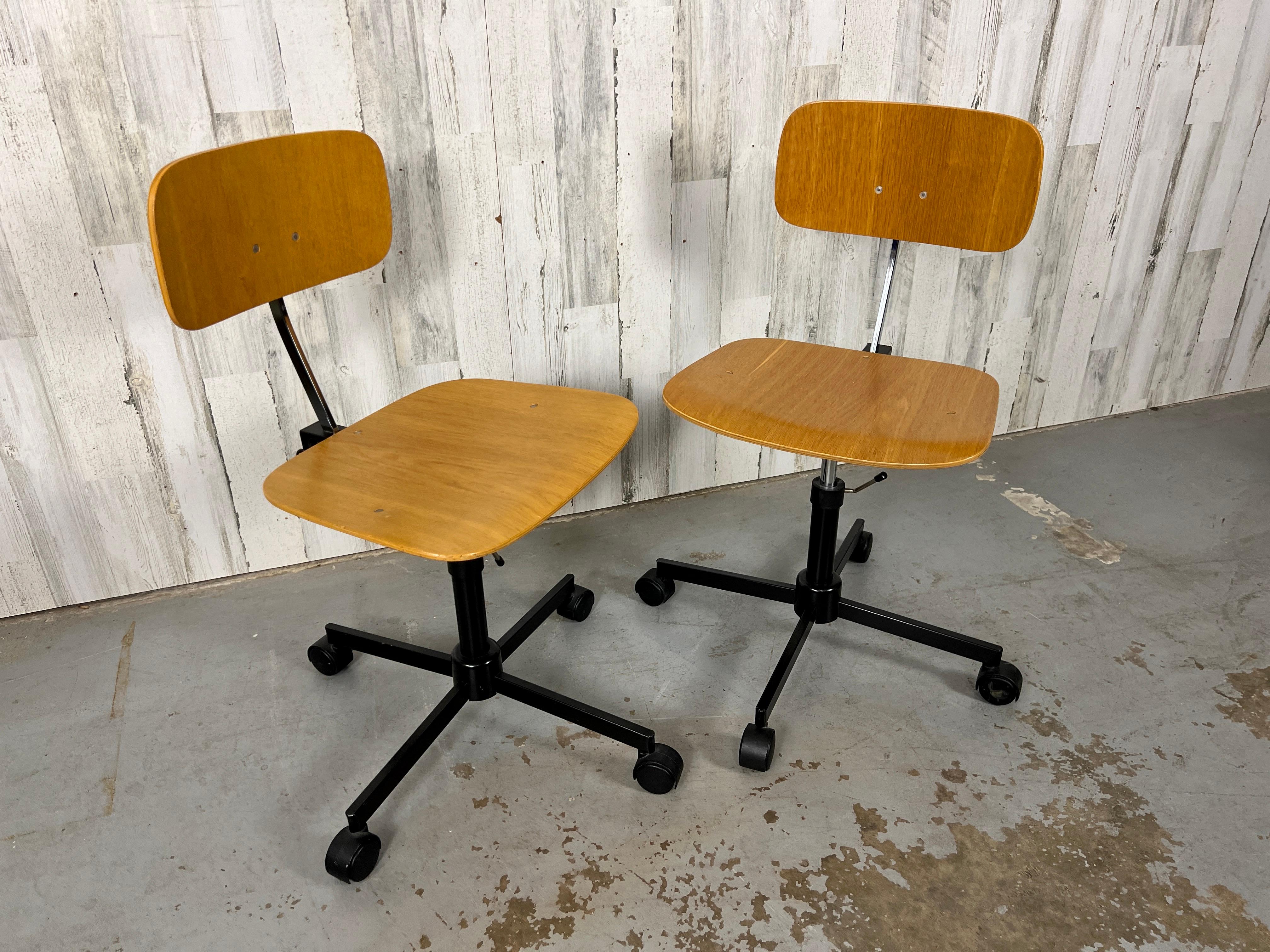 Pair of Rabami Danish Teak Kevi Desk Chairs For Sale 8