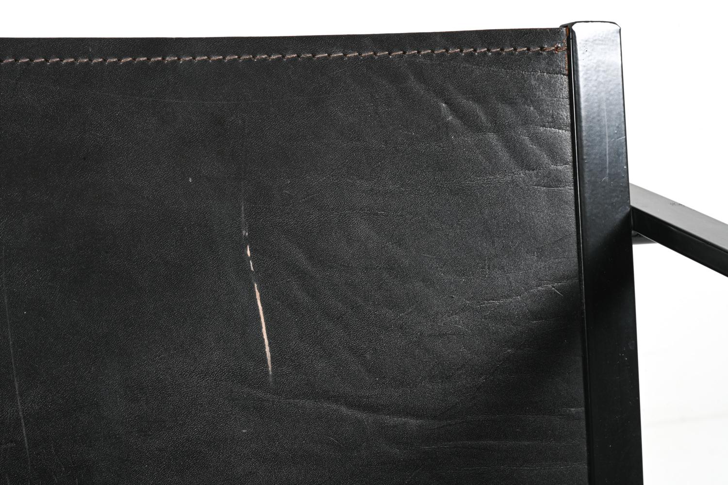 Radboud Van Beekum für Pastoe FM62, Paar Würfelstühle aus schwarzem Leder und Stahl, Paar (20. Jahrhundert) im Angebot